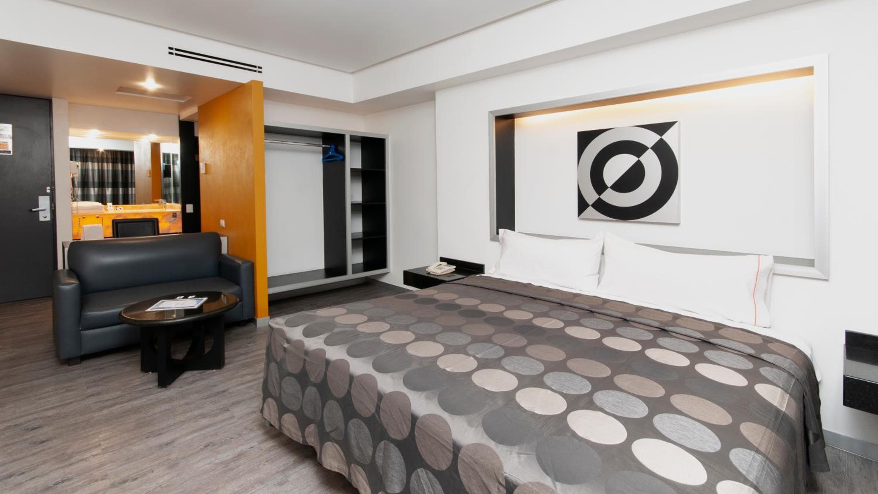 Hotel Harare — 8