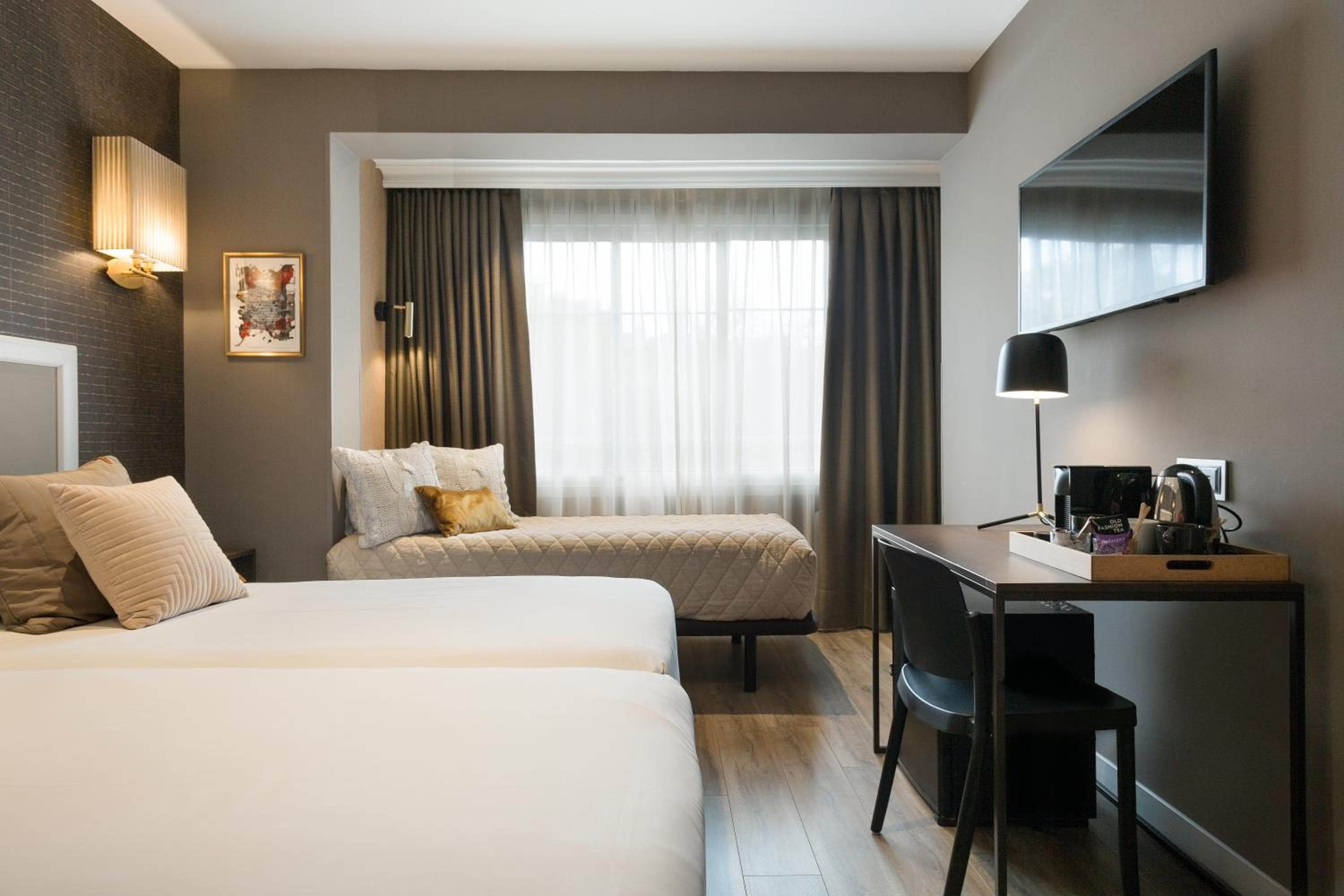 Acta Splendid — 19