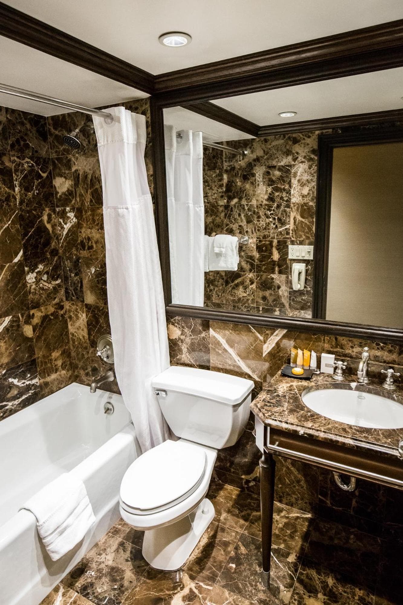 L'Hotel Belvedere — 4