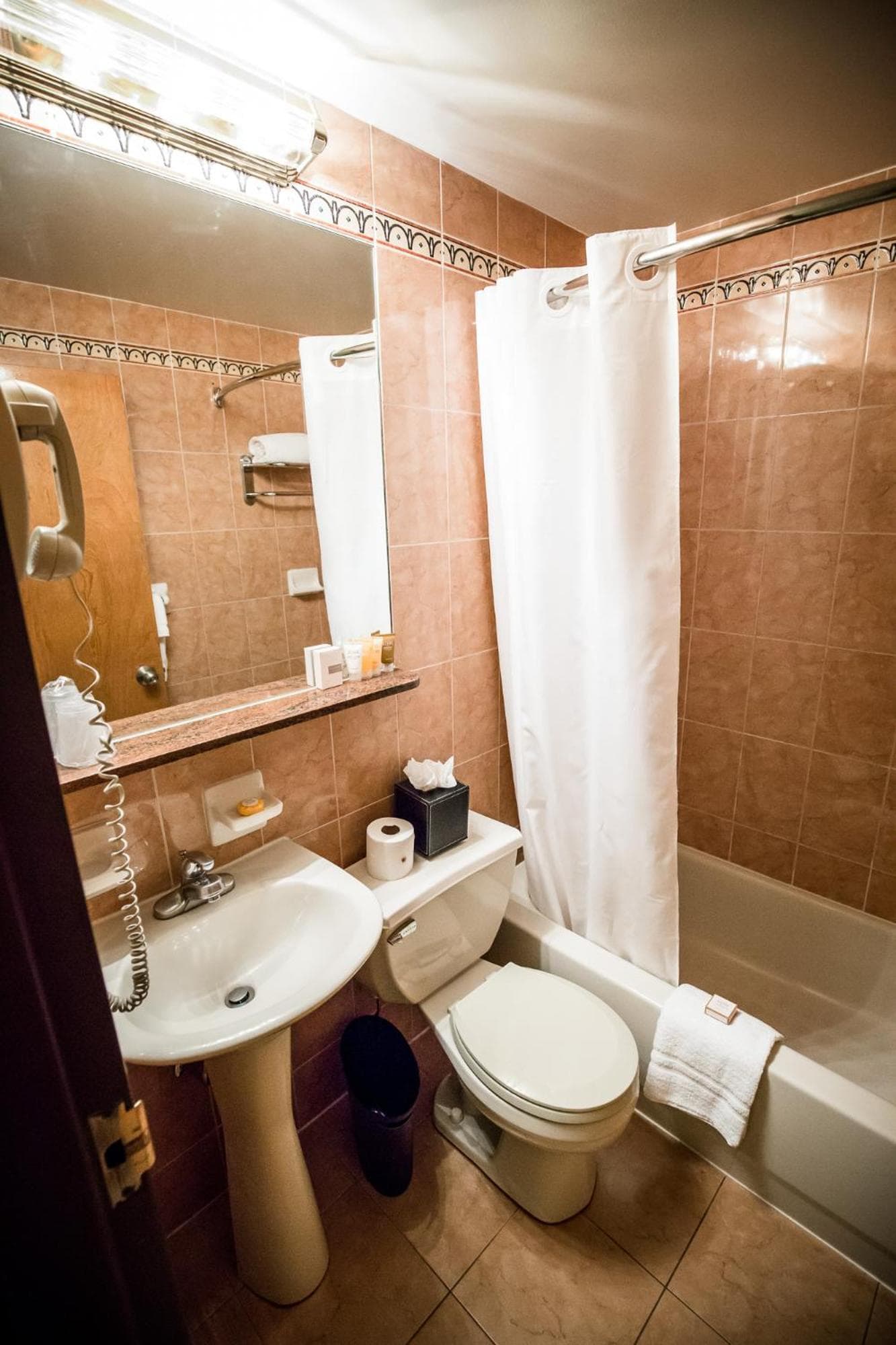 L'Hotel Belvedere — 14
