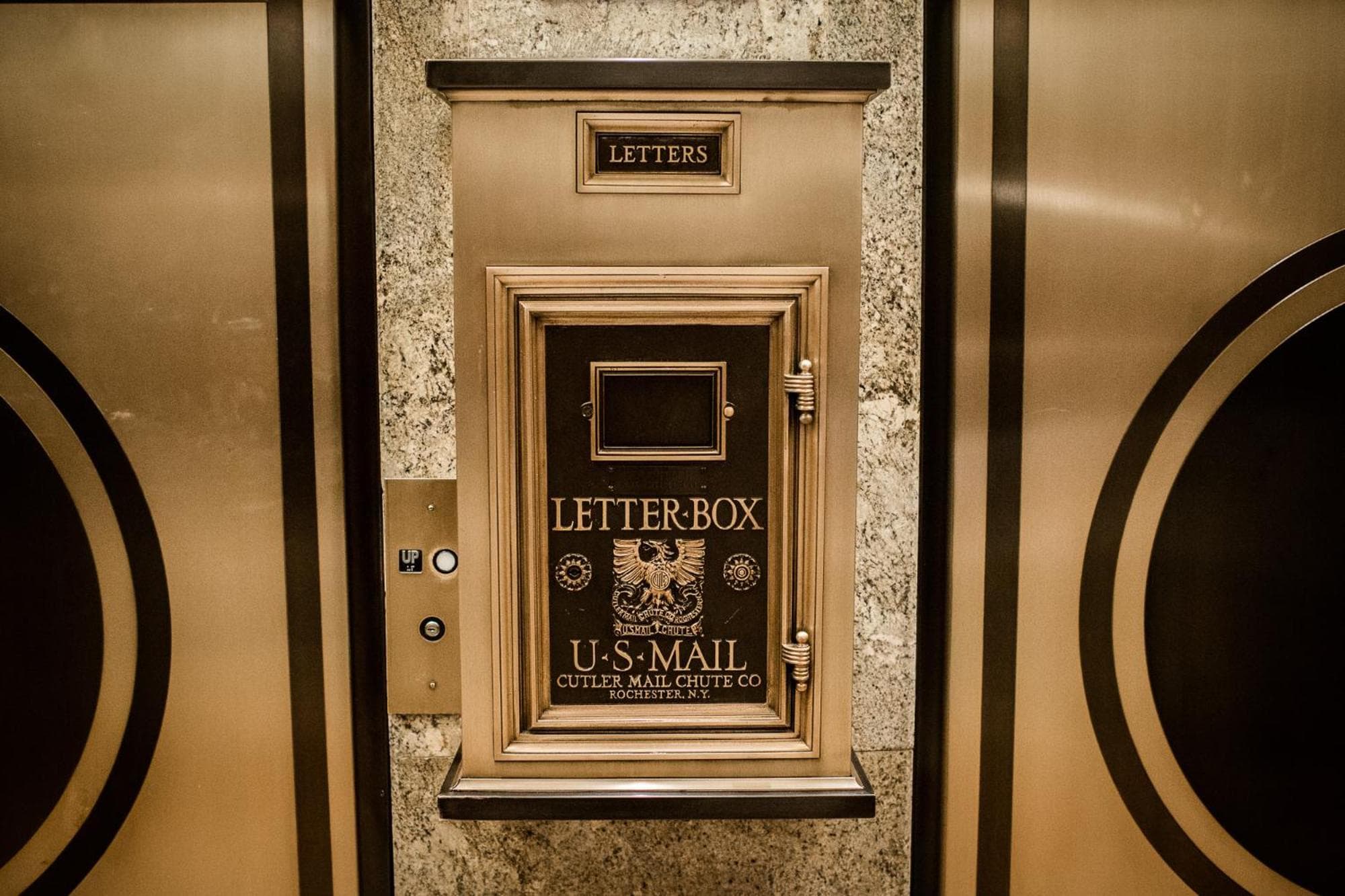 L'Hotel Belvedere — 25