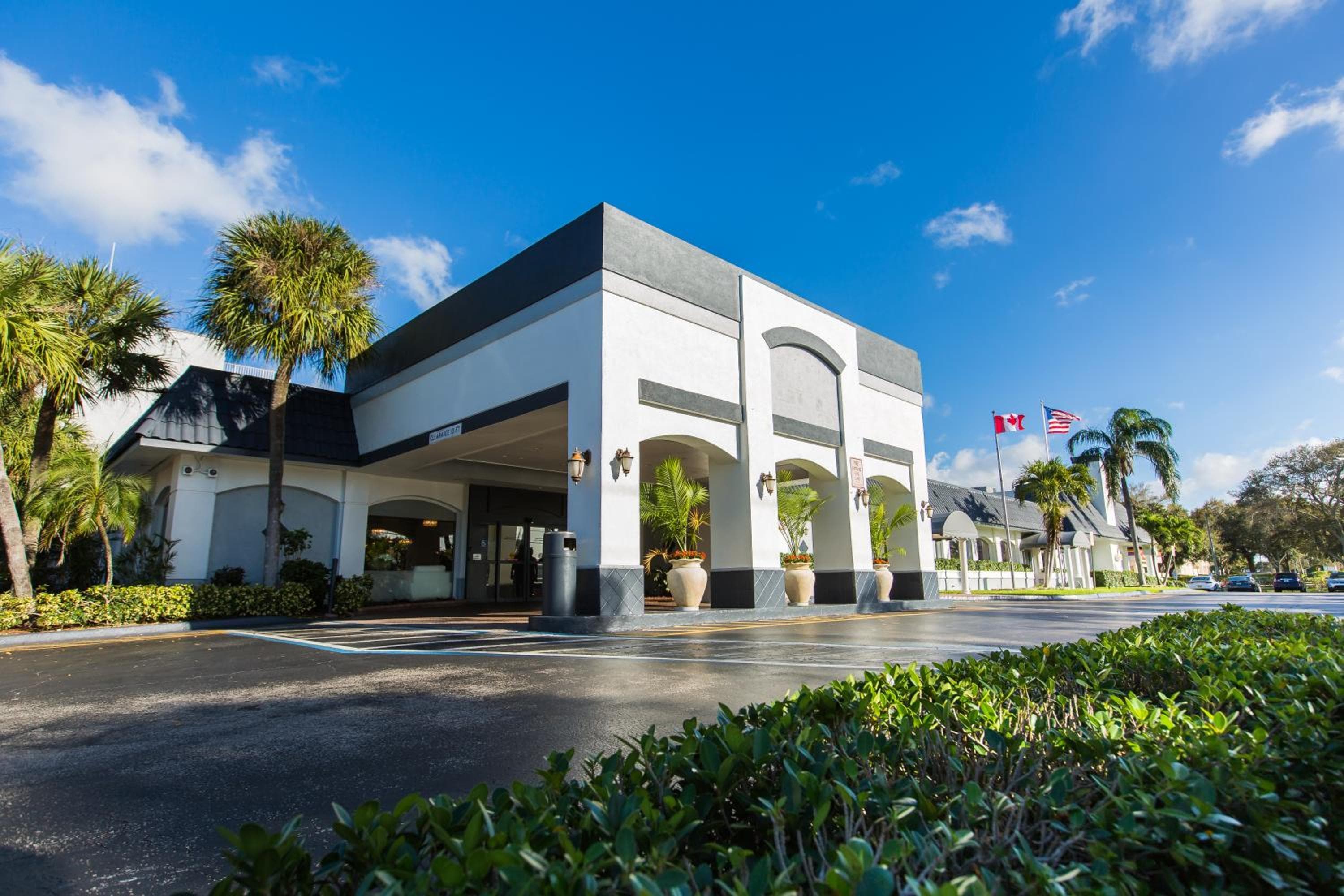 Plaza Hotel Fort Lauderdale — 1