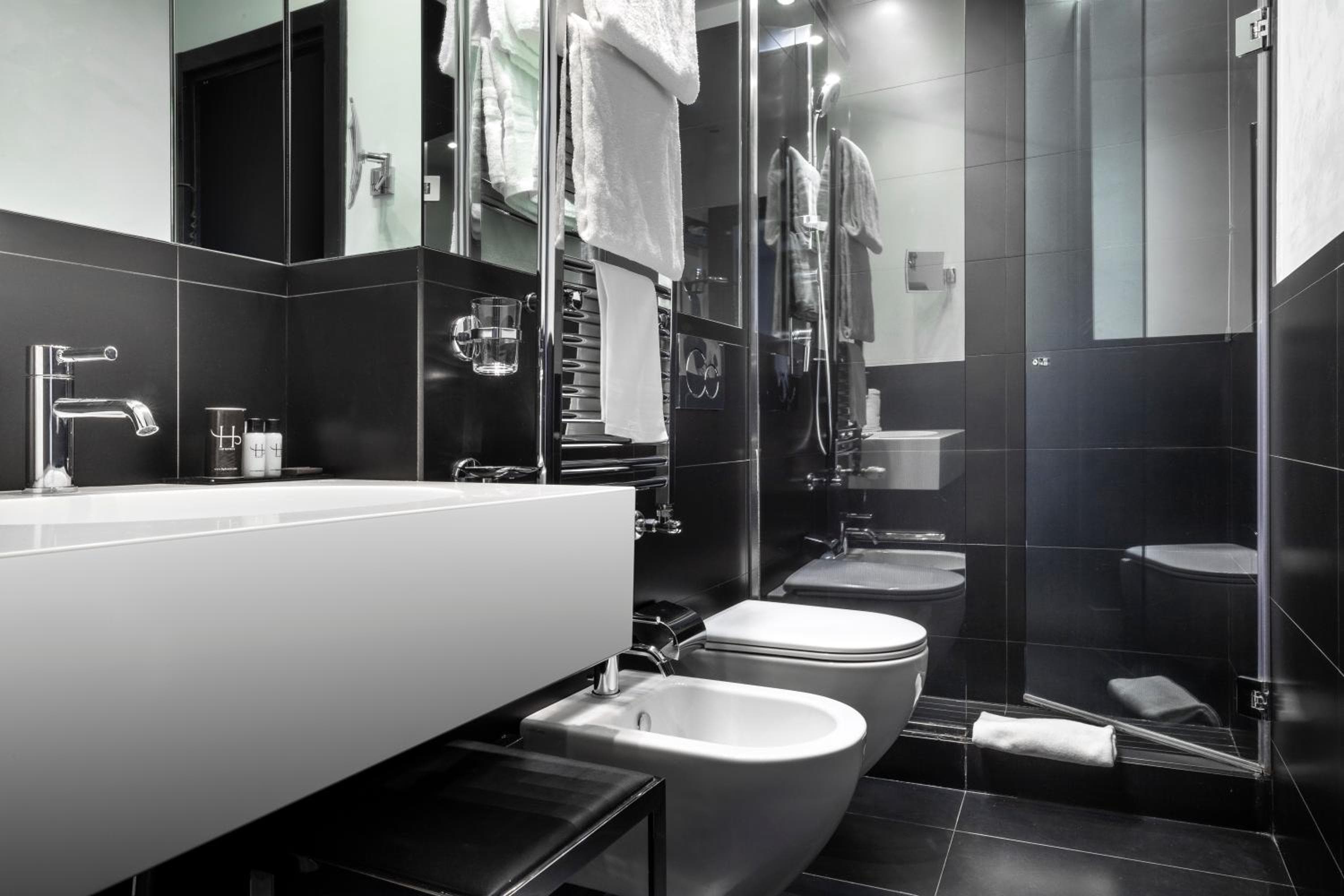 LHP Hotel Napoleon — 8