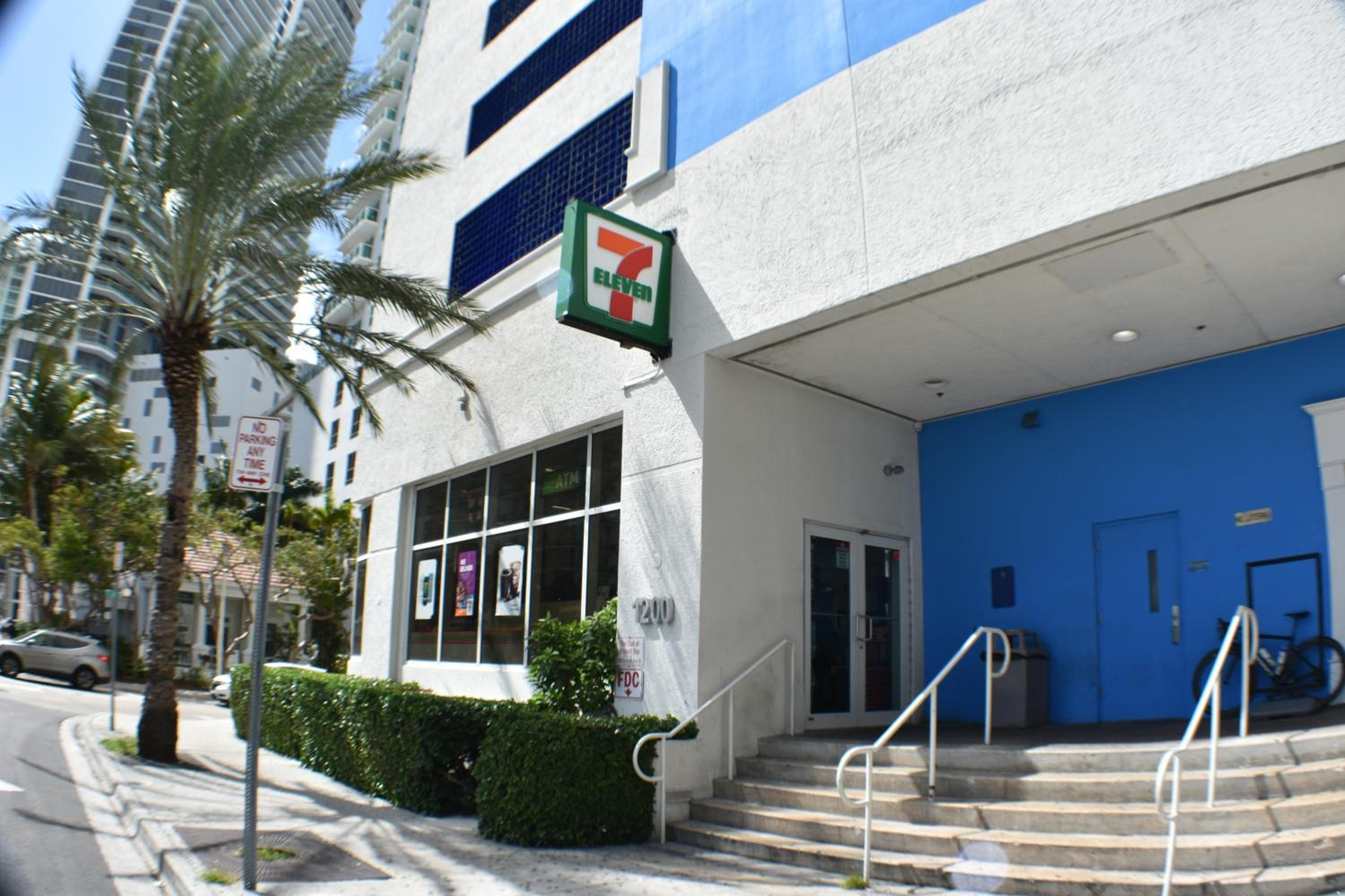 Centric Modern, Stylish Brickell / Miami + FREE Parking — 29