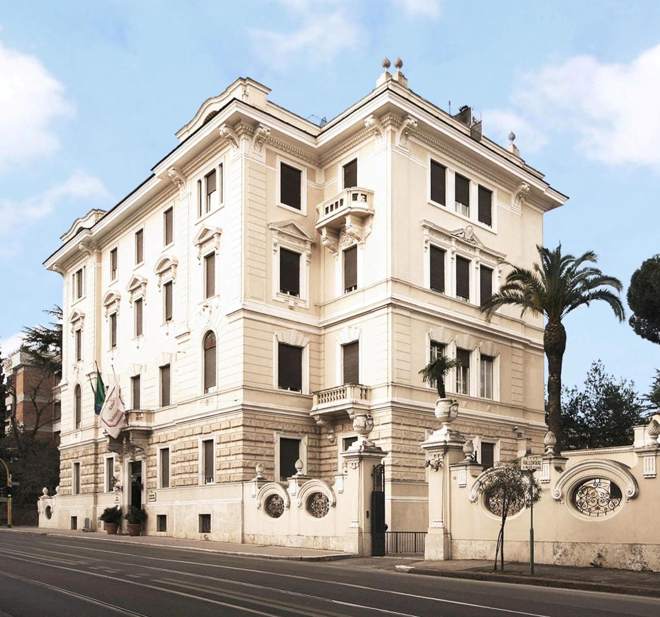 Aldrovandi Residence City Suites — 1
