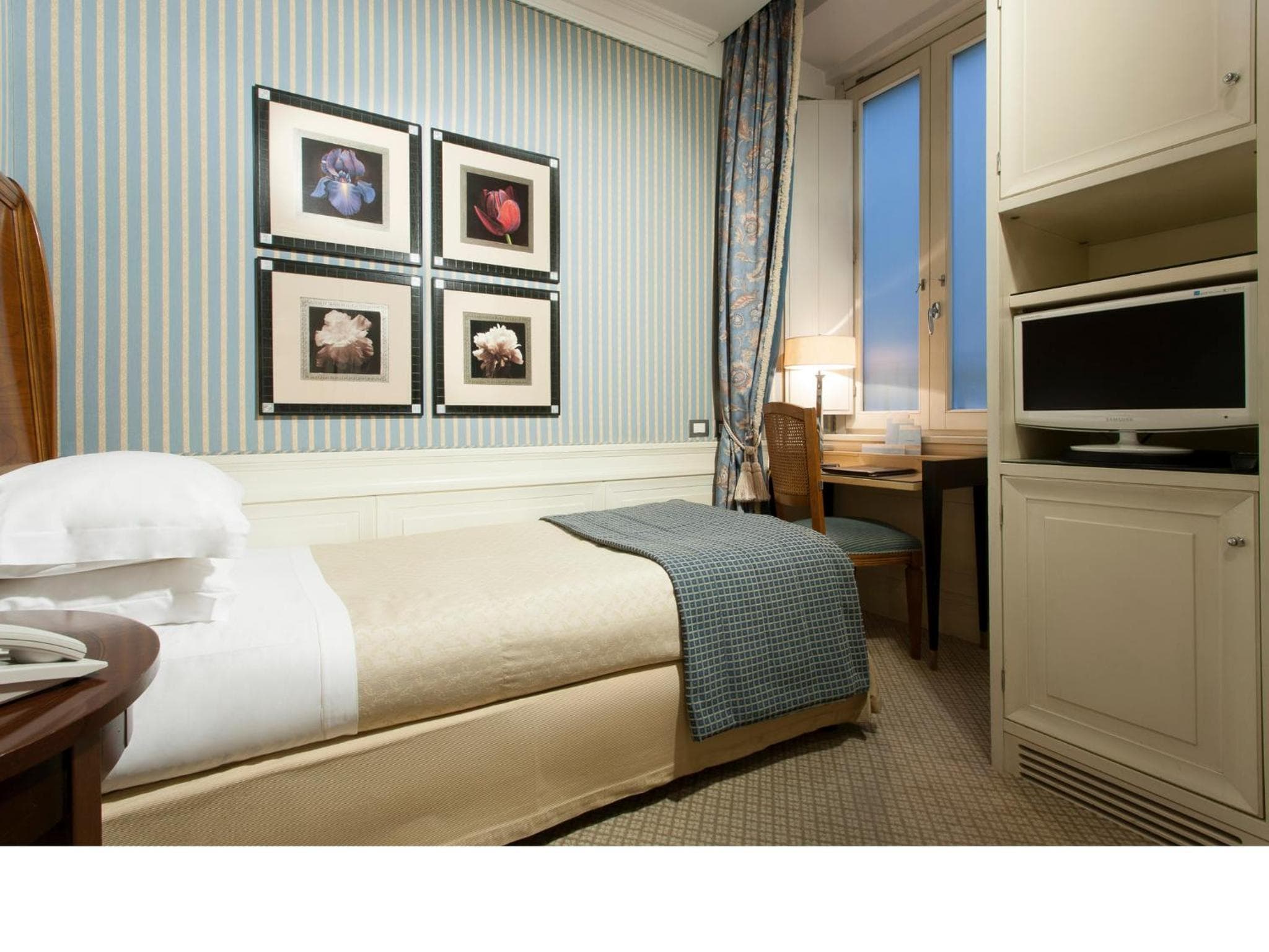 Stendhal Hotel — 17