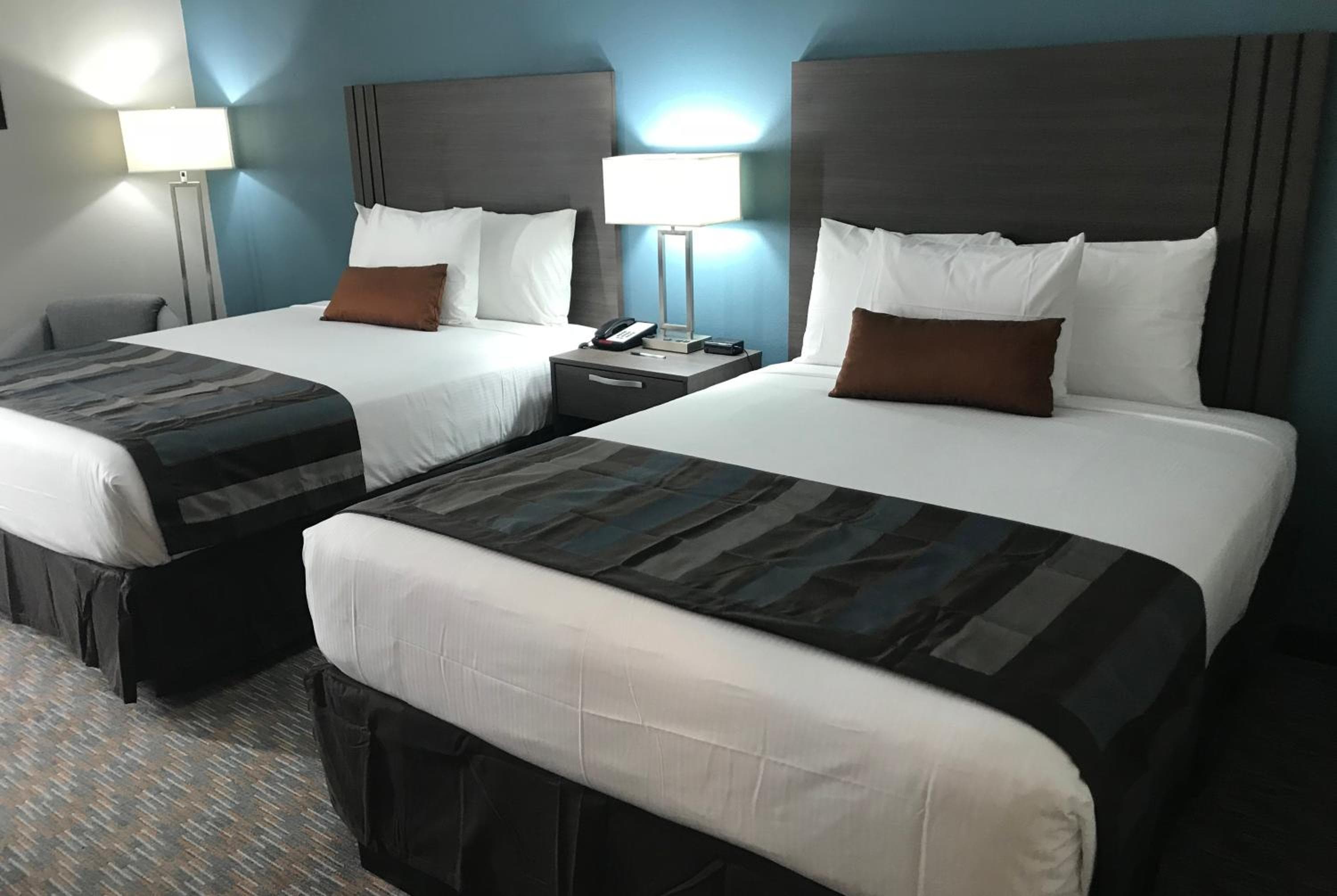 Nobile Hotel Parkway at Celebration Orlando Very Close to Disney Theme Parks — 9