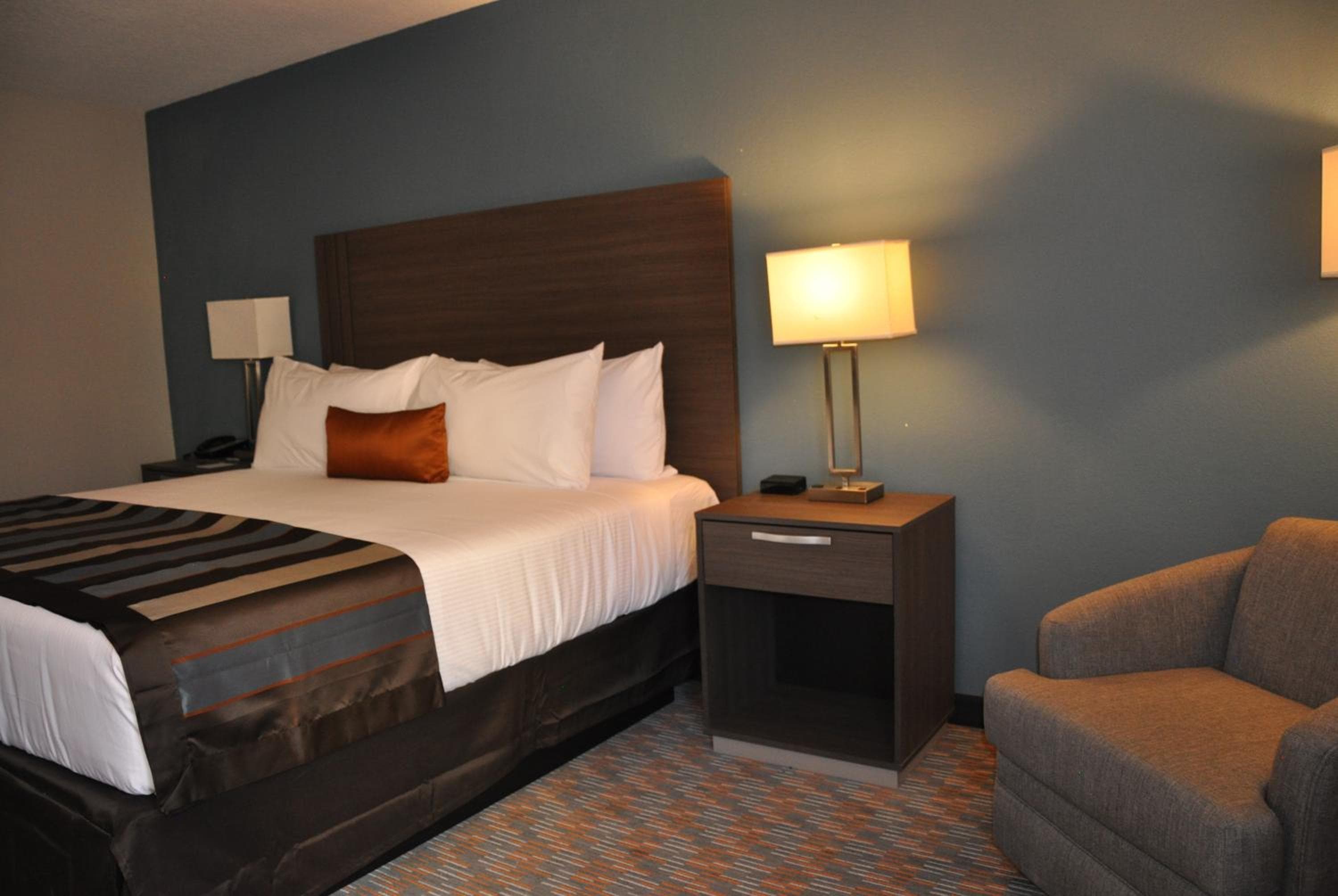 Nobile Hotel Parkway at Celebration Orlando Very Close to Disney Theme Parks — 8