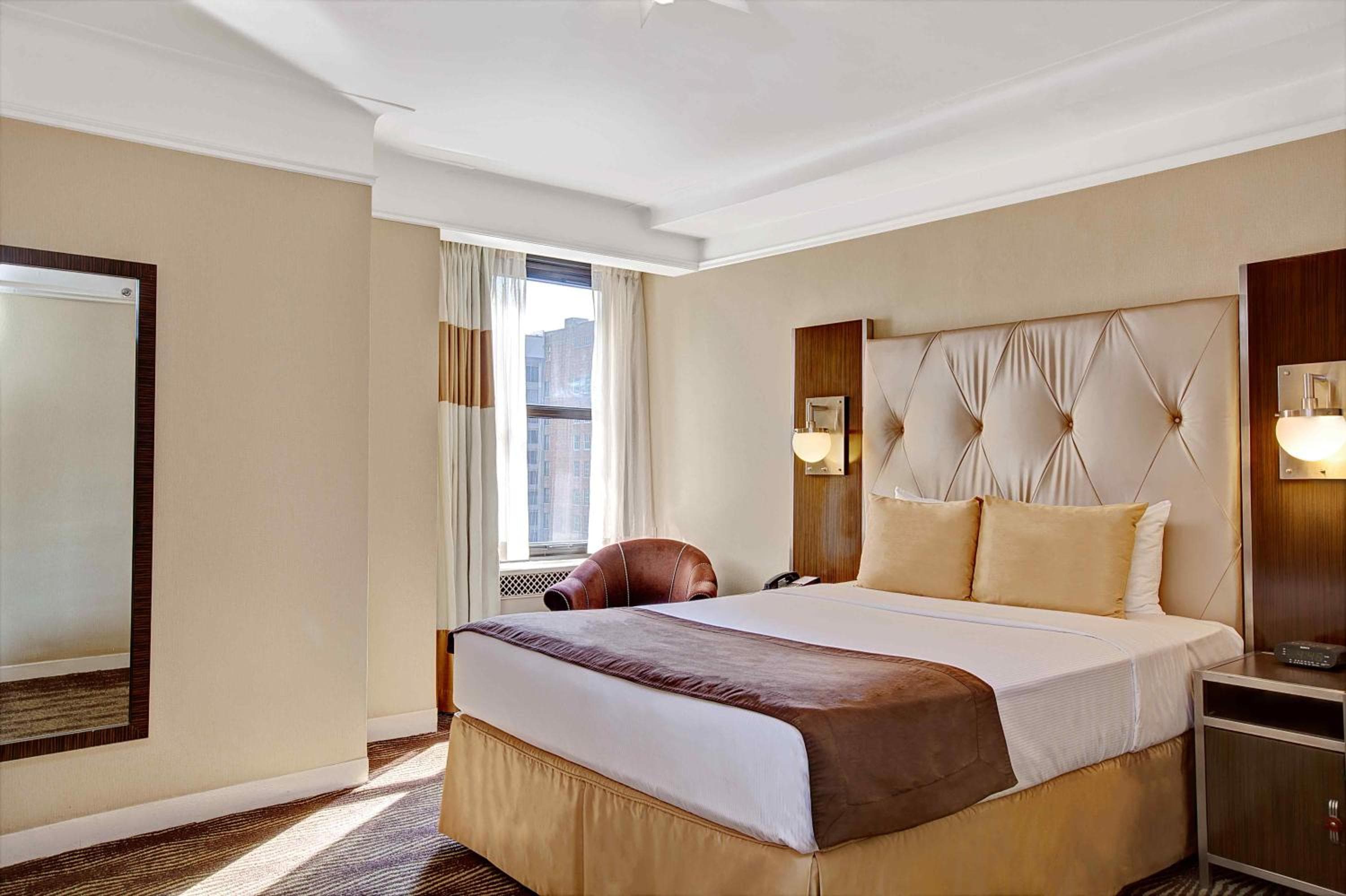 Il New Yorker, un Wyndham Hotel — 18
