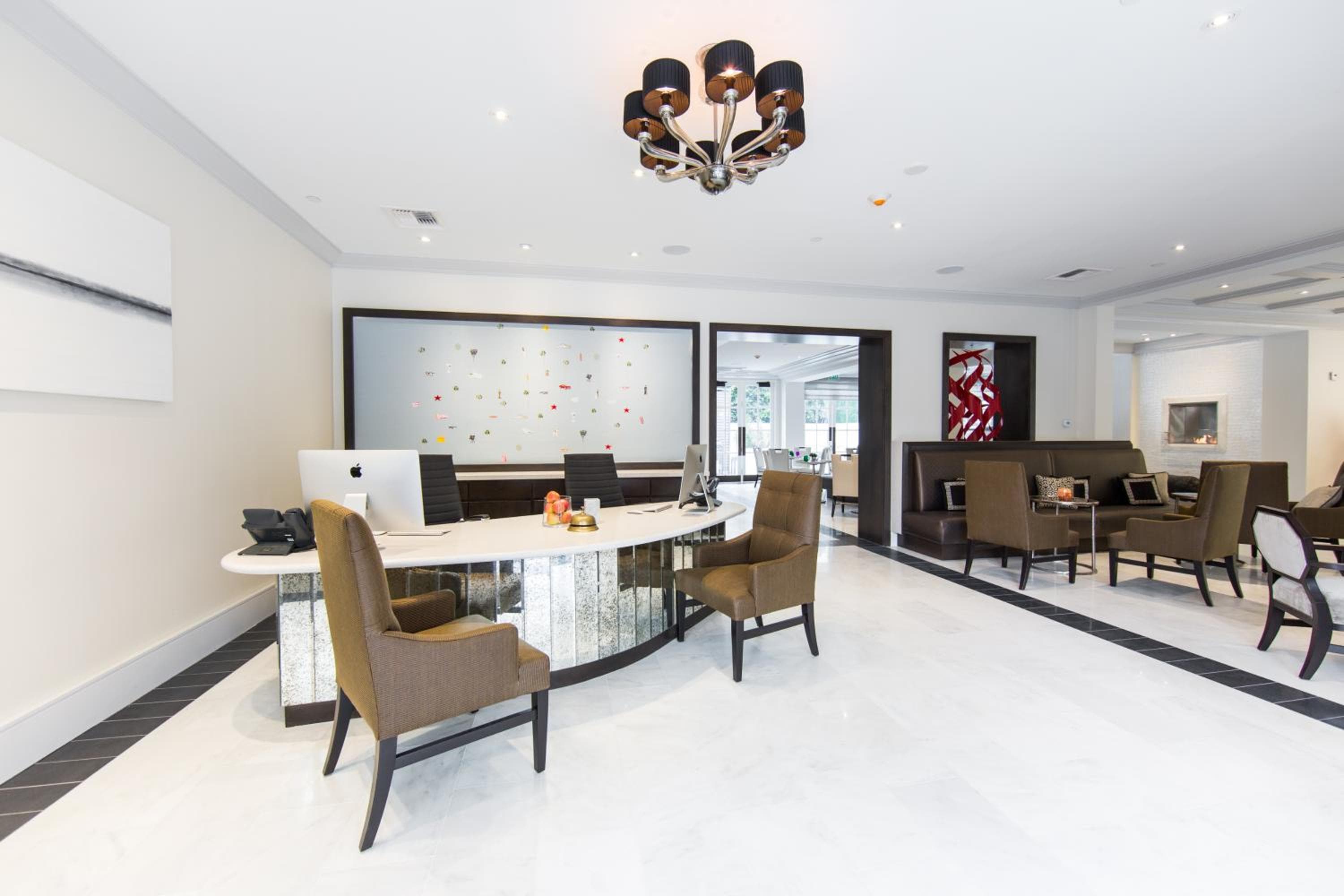 Mosaic Hotel Beverly Hills — 27
