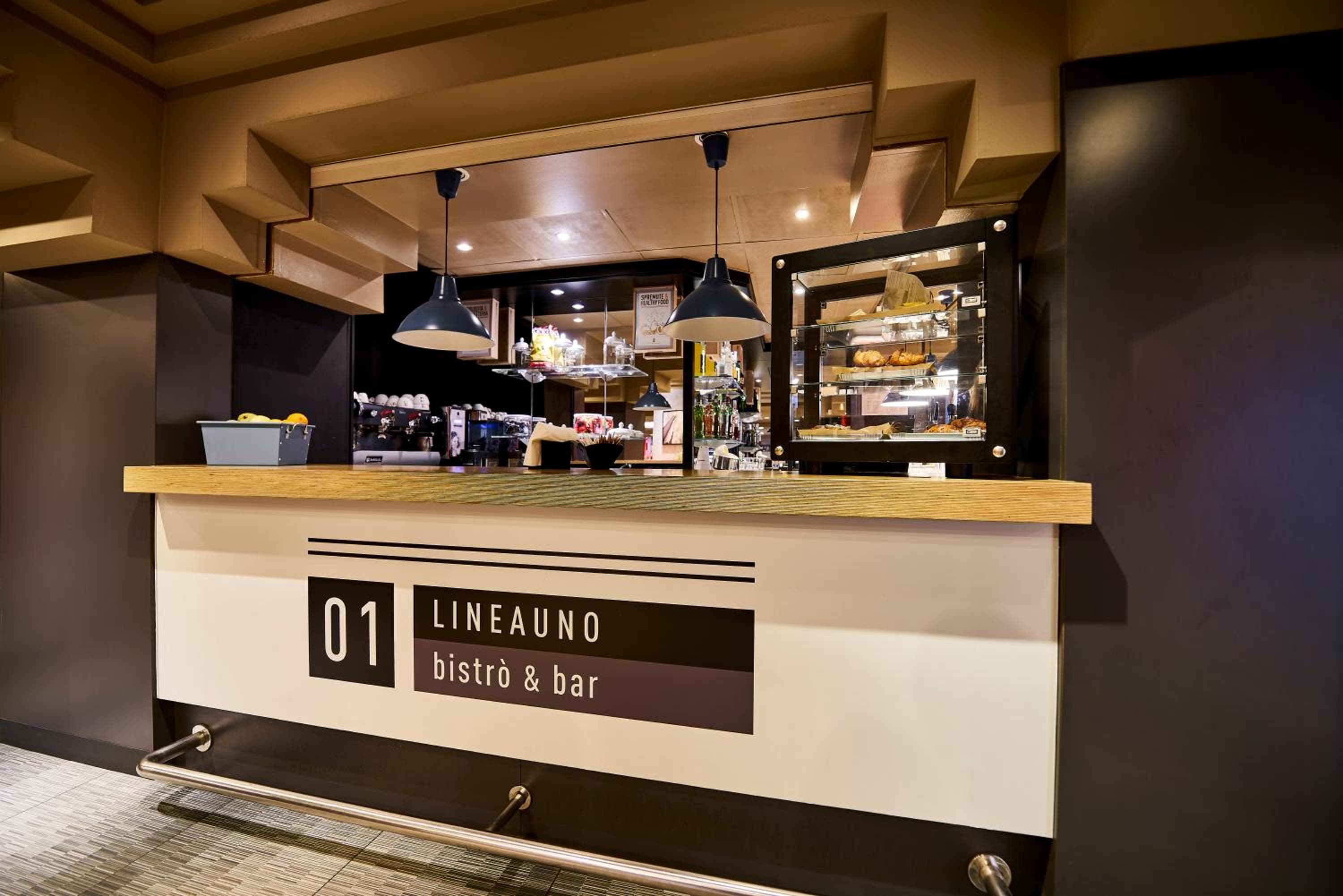 Ibis Milano Centro — 28