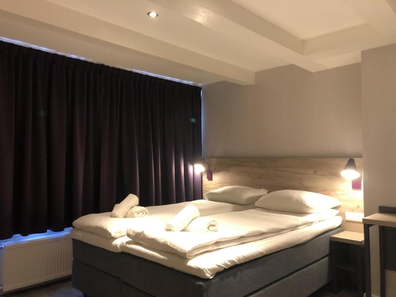 Facade Hotel Amsterdam — 24