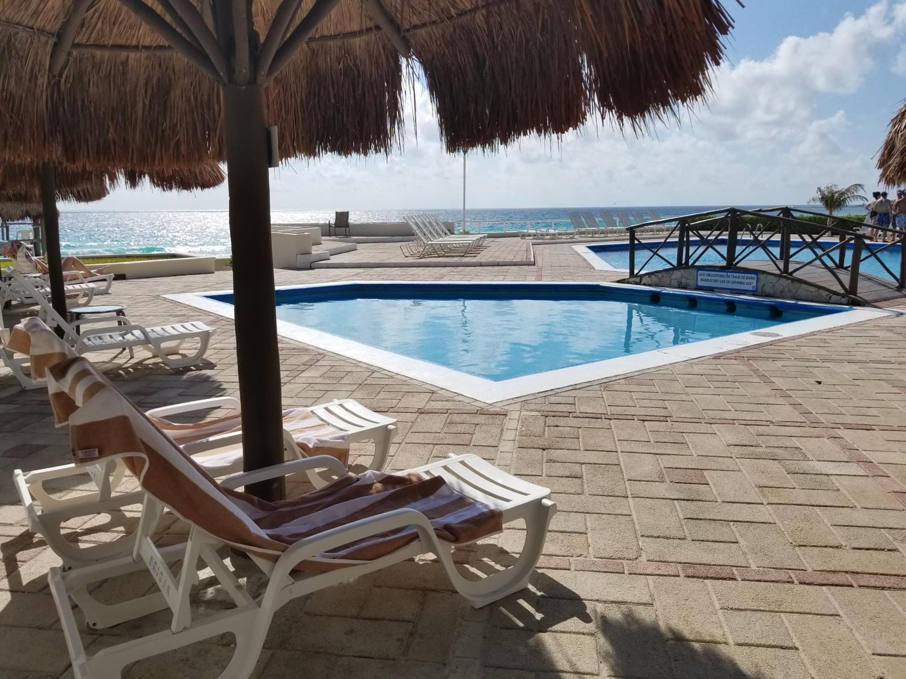 Penthouse mit drei Schlafzimmern und drei Etagen mit Blick auf das Meer am Strand — 9