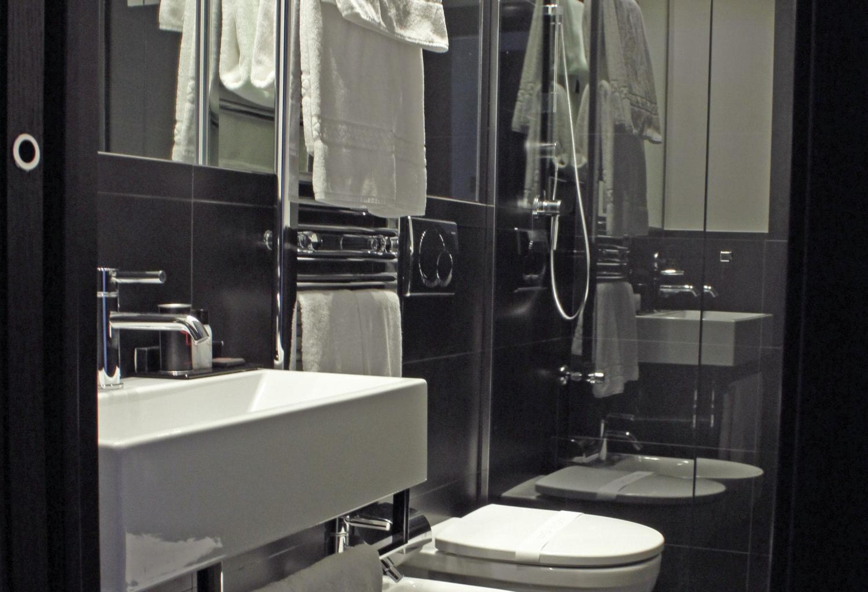 LHP Hotel Napoleon — 15