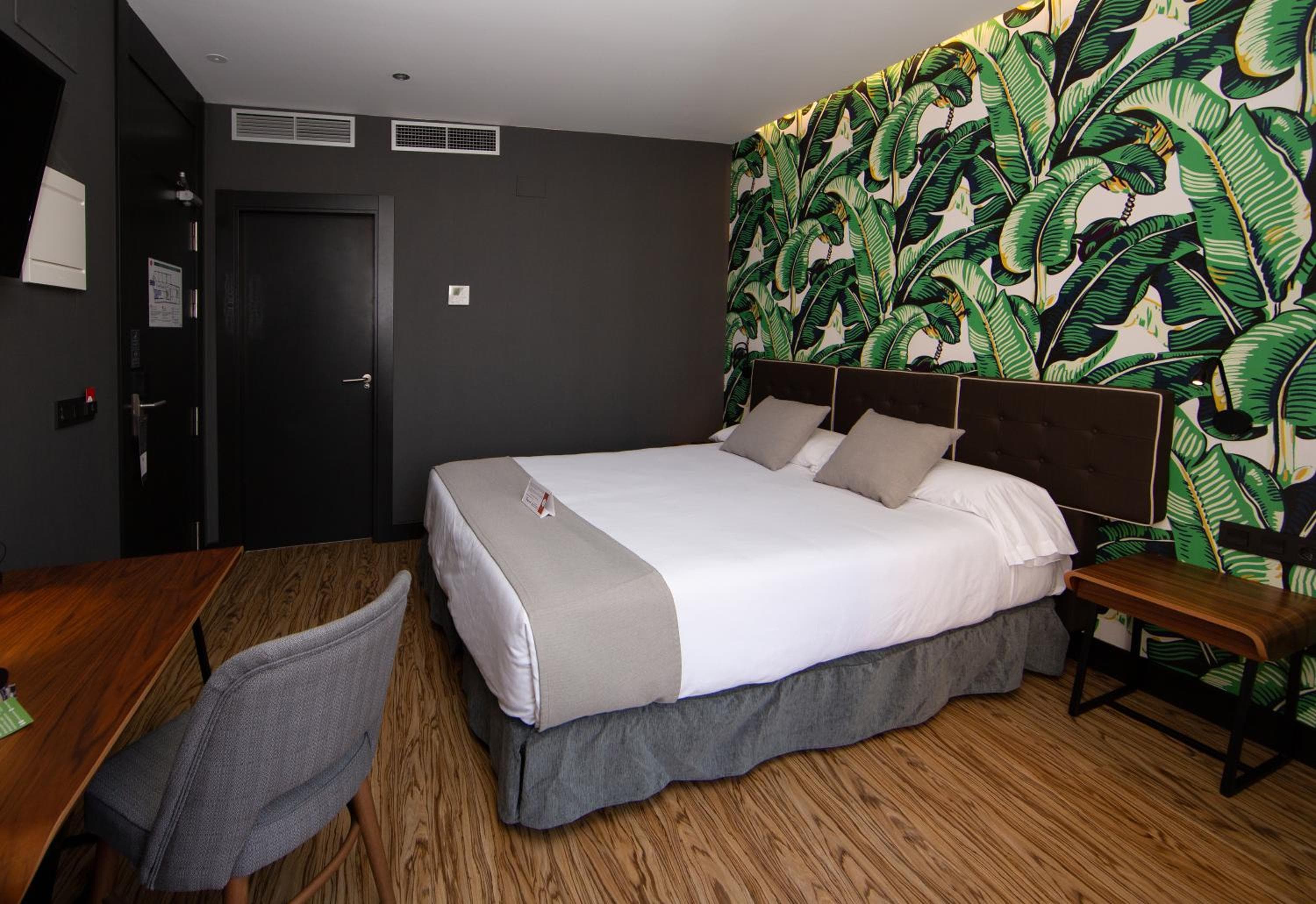 Málaga Premium Hotel — 6