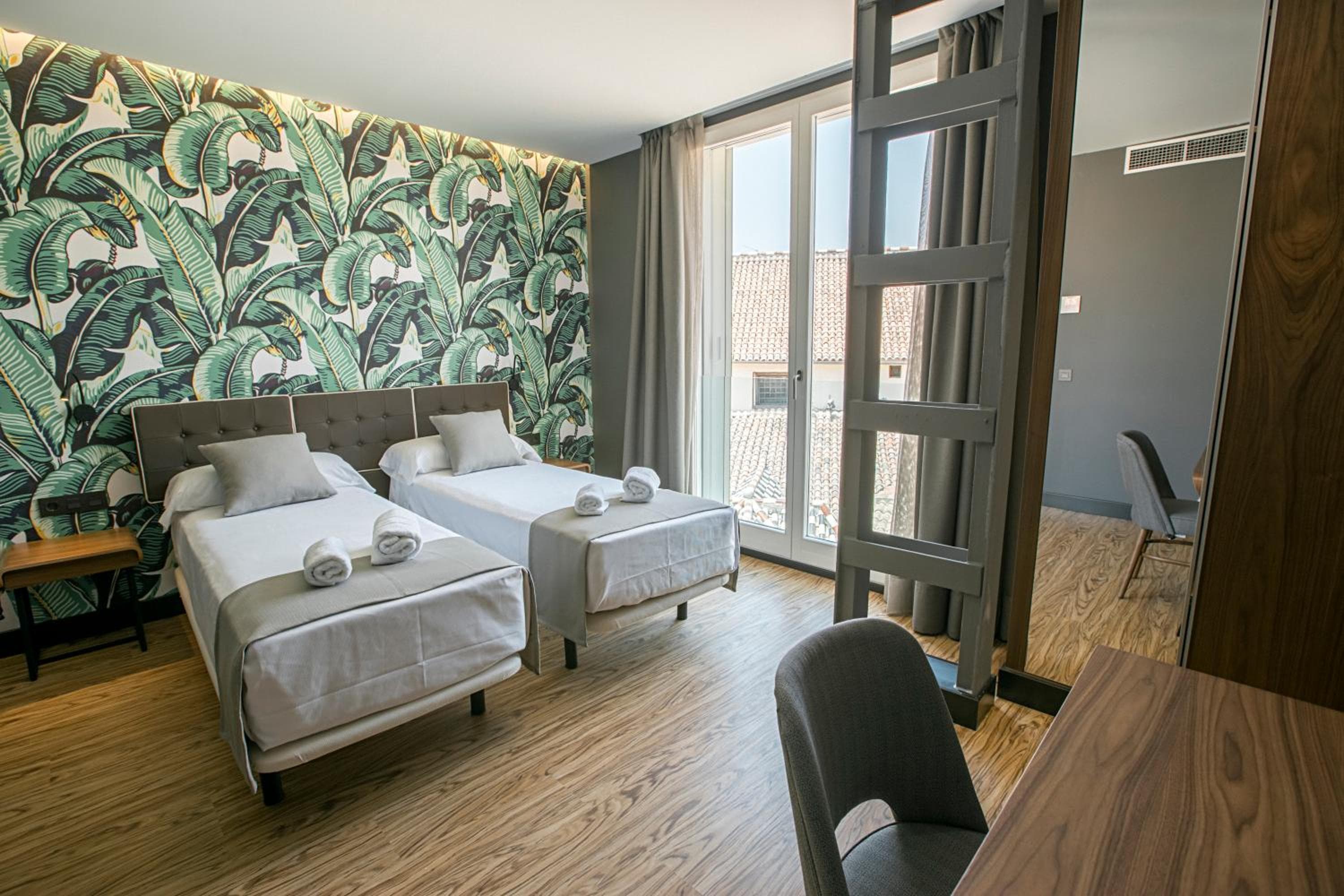 Malaga Premium Hotel — 23