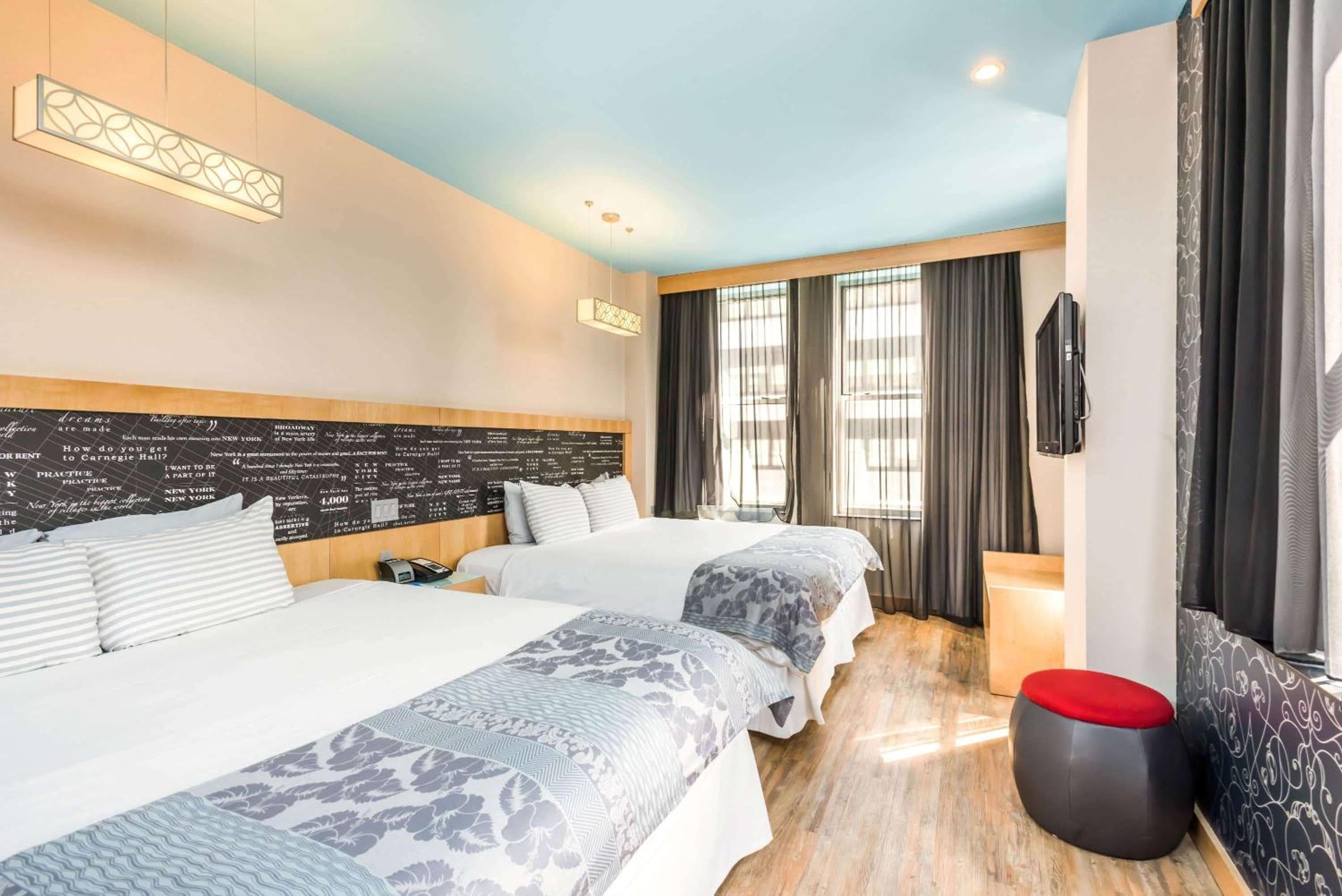 TRYP by Wyndham New York City Times Square - Midtown — 24