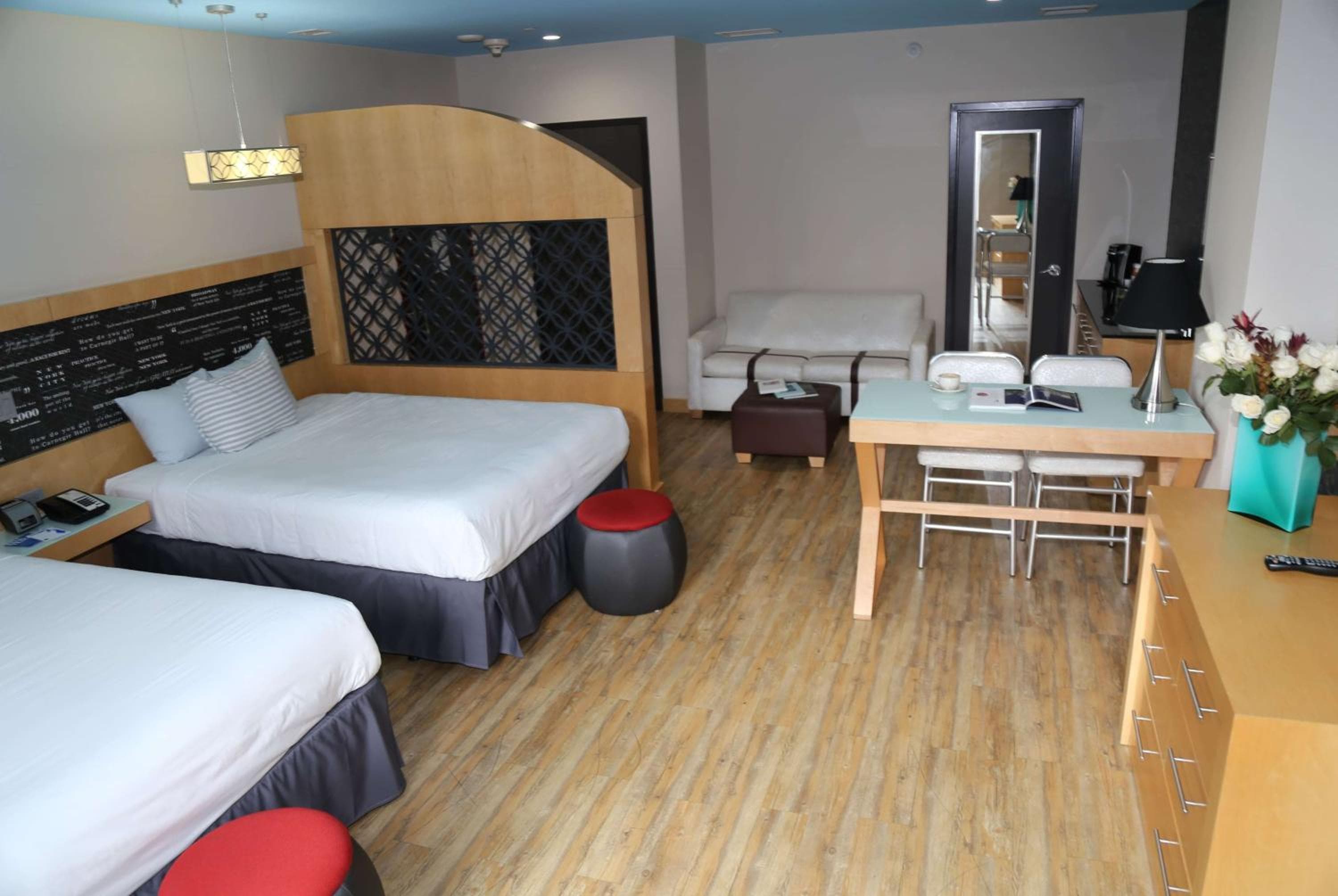 TRYP by Wyndham New York City Times Square - Midtown — 19