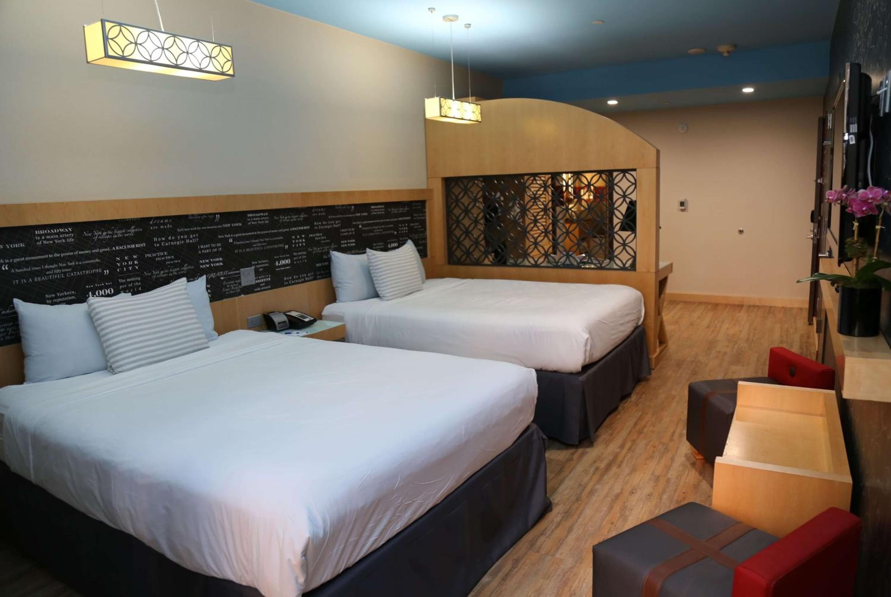 TRYP by Wyndham New York City Times Square - Midtown — 22