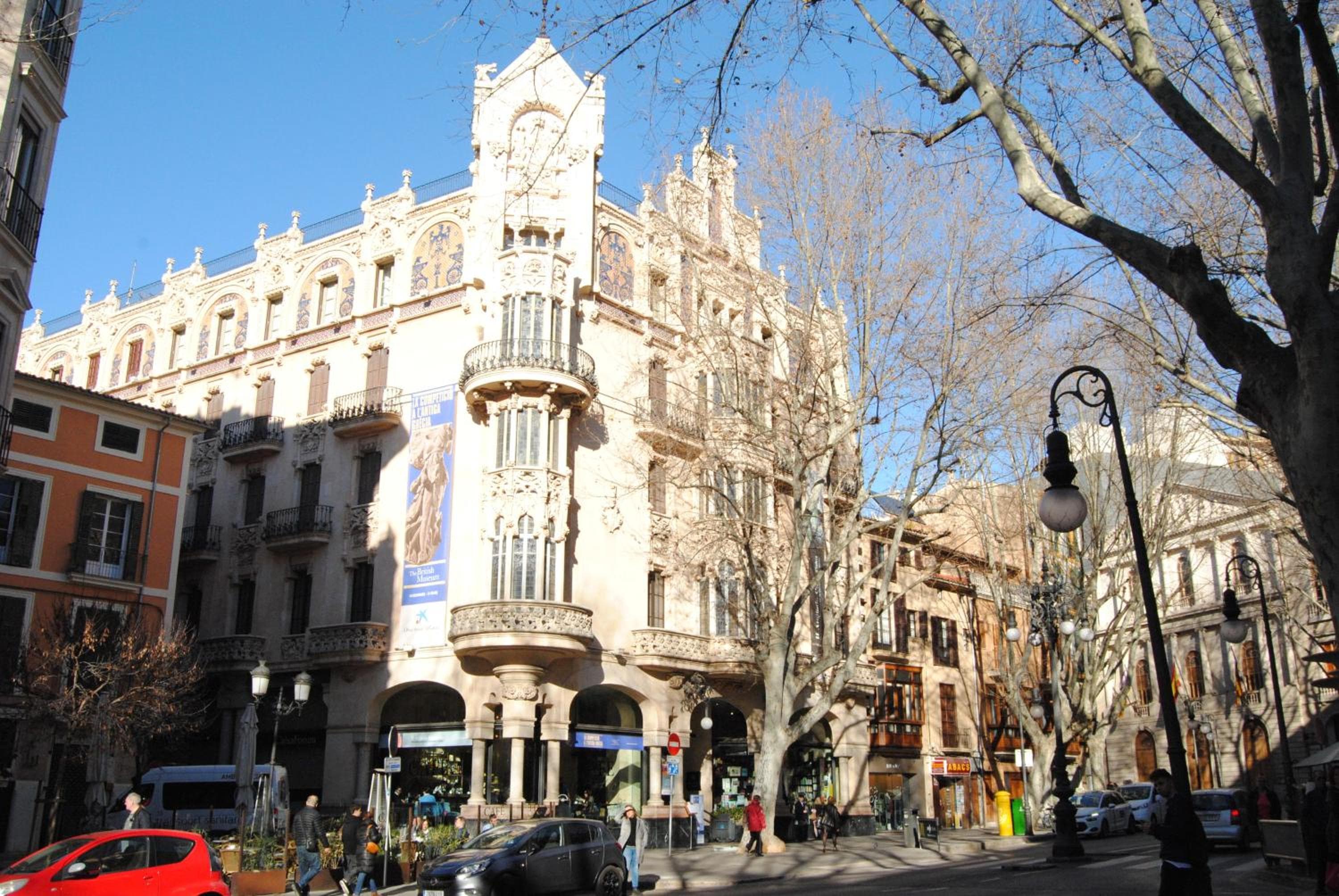 Cream homes La Rambla, TURISMO DE INTERIOR — 5
