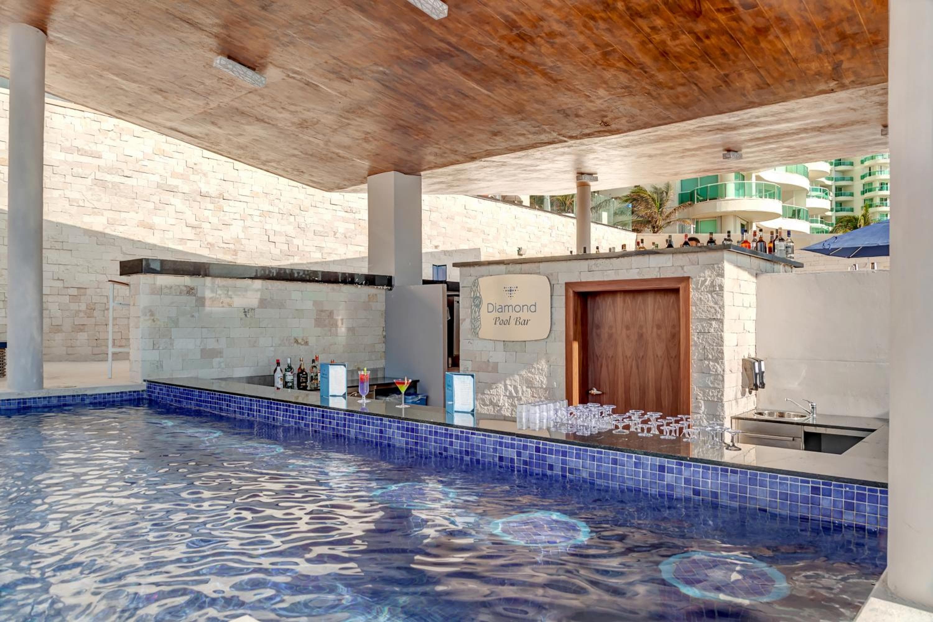 Royalton CHIC Cancun, An Autograph Collection All-Inclusive Resort - Adults Only hotel, Km 9.7 Blvd Kulkulcan, Cancún, Mexico — photo 19