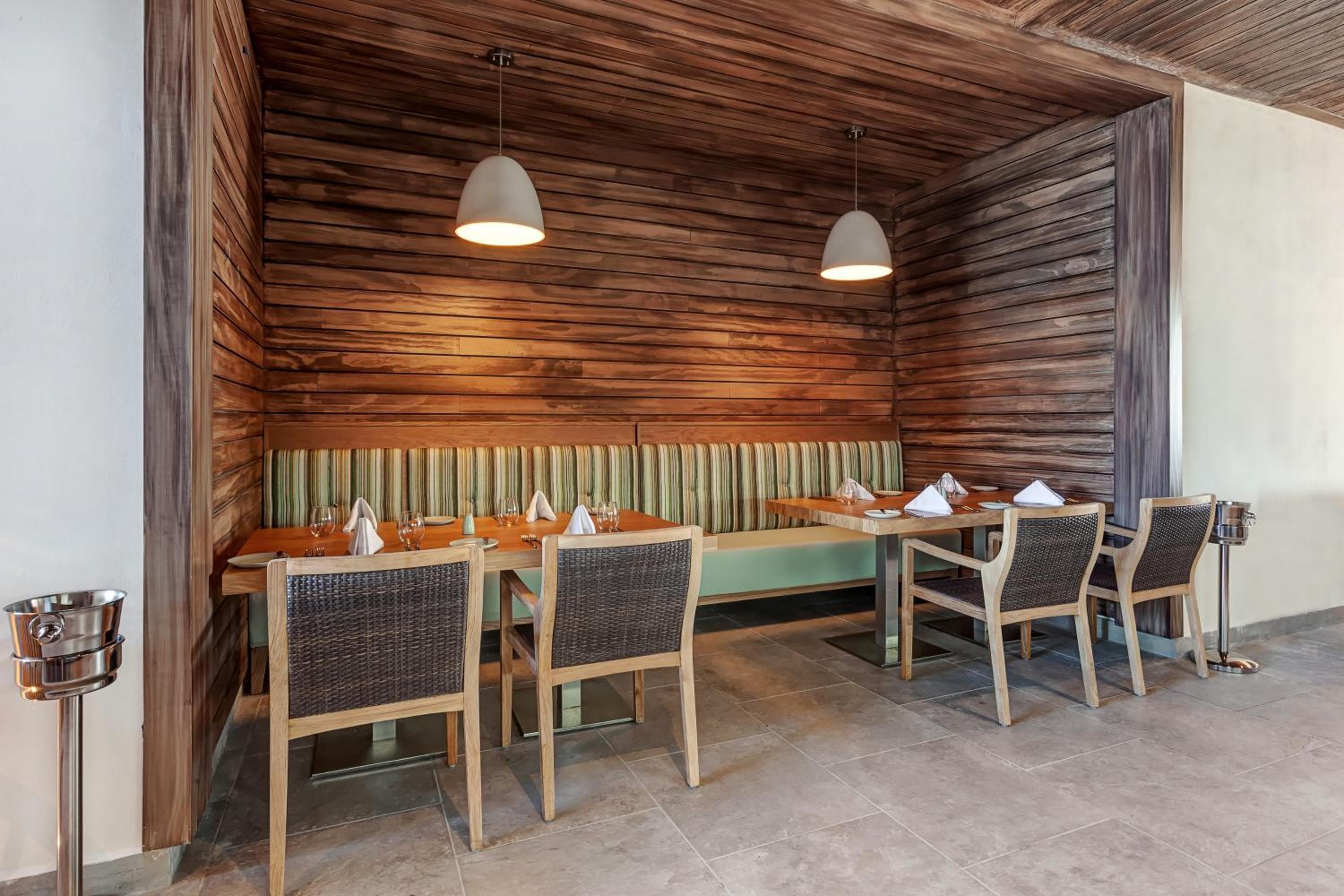 Royalton CHIC Cancun, An Autograph Collection All-Inclusive Resort - Adults Only hotel, Km 9.7 Blvd Kulkulcan, Cancún, Mexico — photo 54