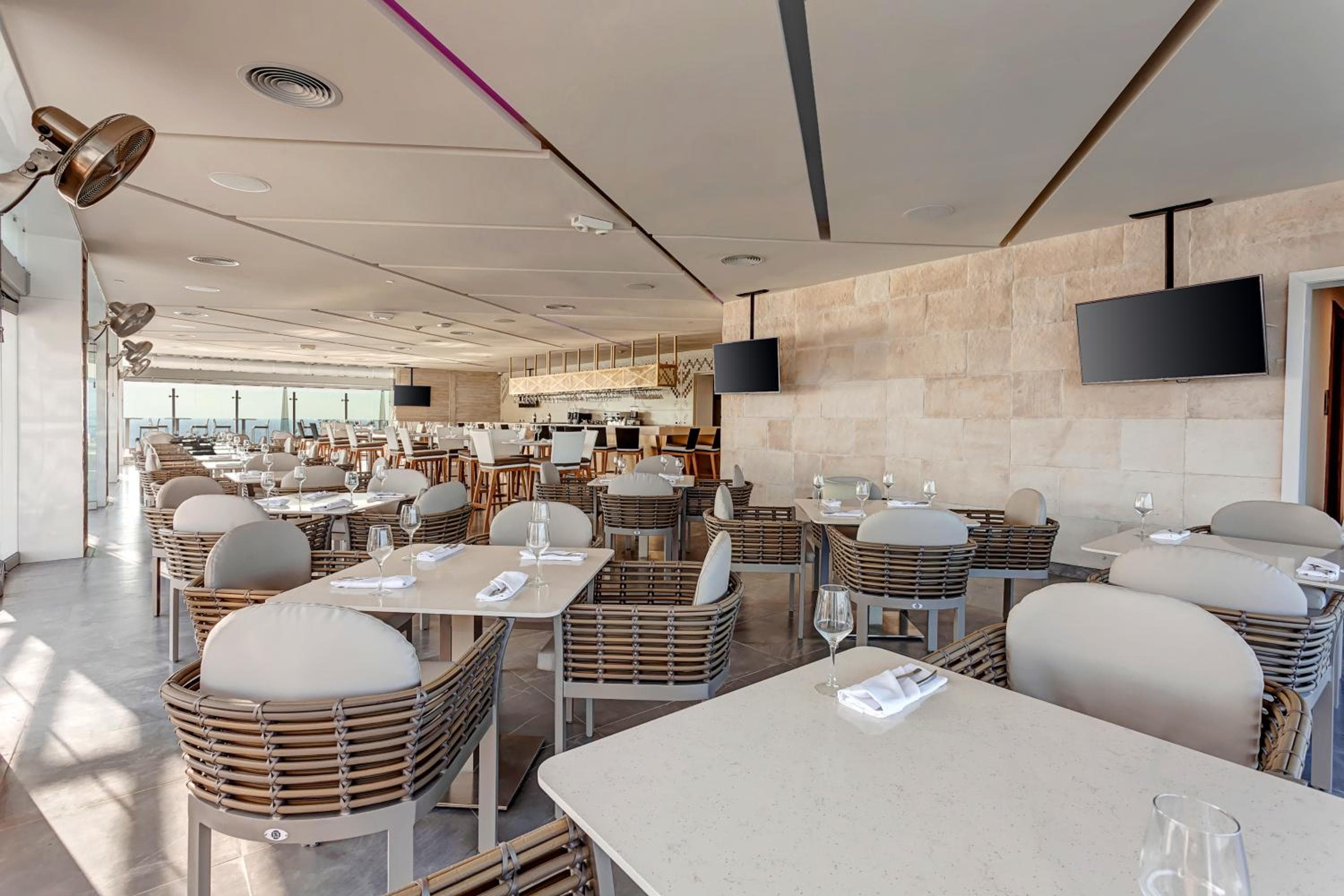 Royalton CHIC Cancun, An Autograph Collection All-Inclusive Resort - Adults Only hotel, Km 9.7 Blvd Kulkulcan, Cancún, Mexico — photo 40