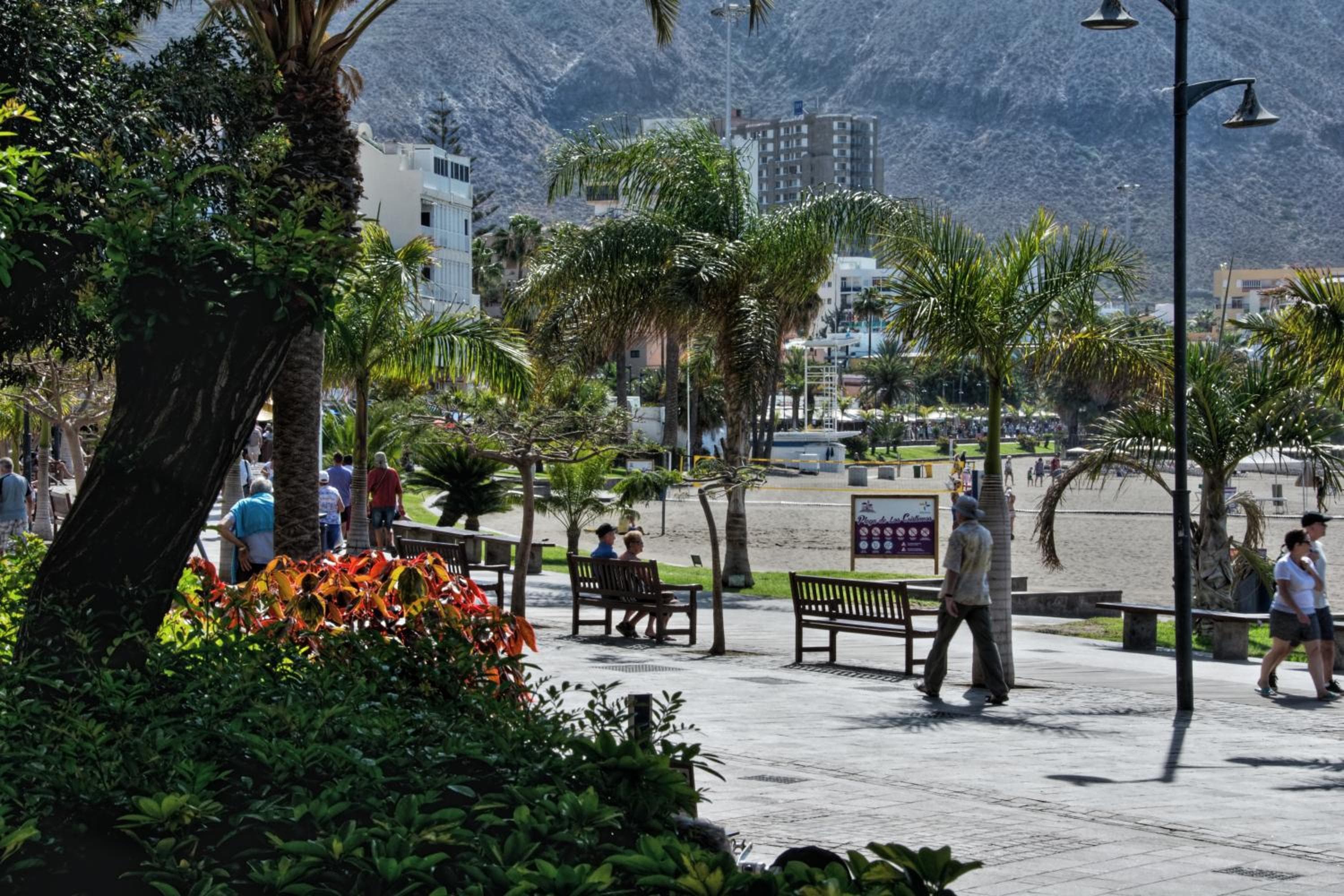 EMMA - Los Cristianos — 1
