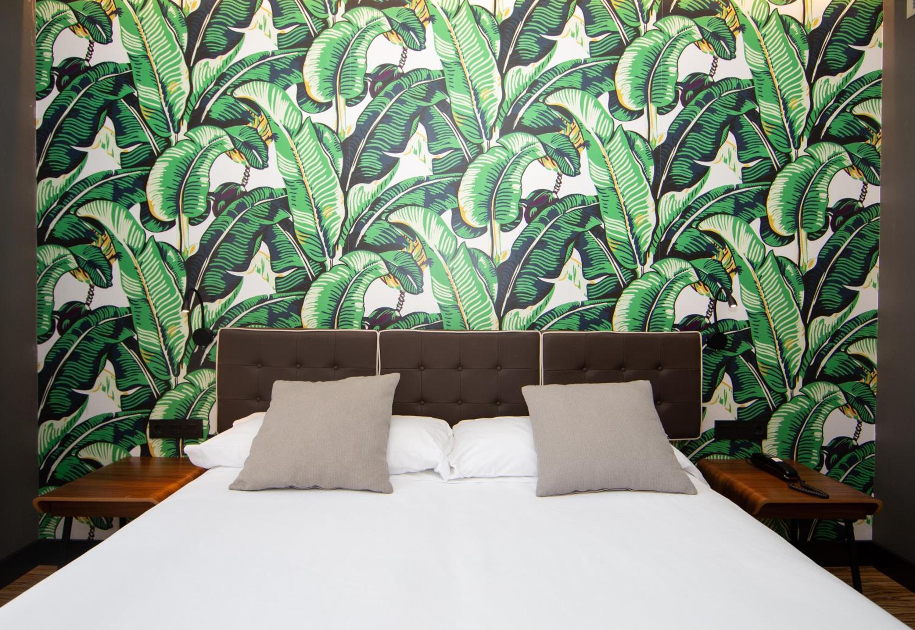 Málaga Premium Hotel — 18