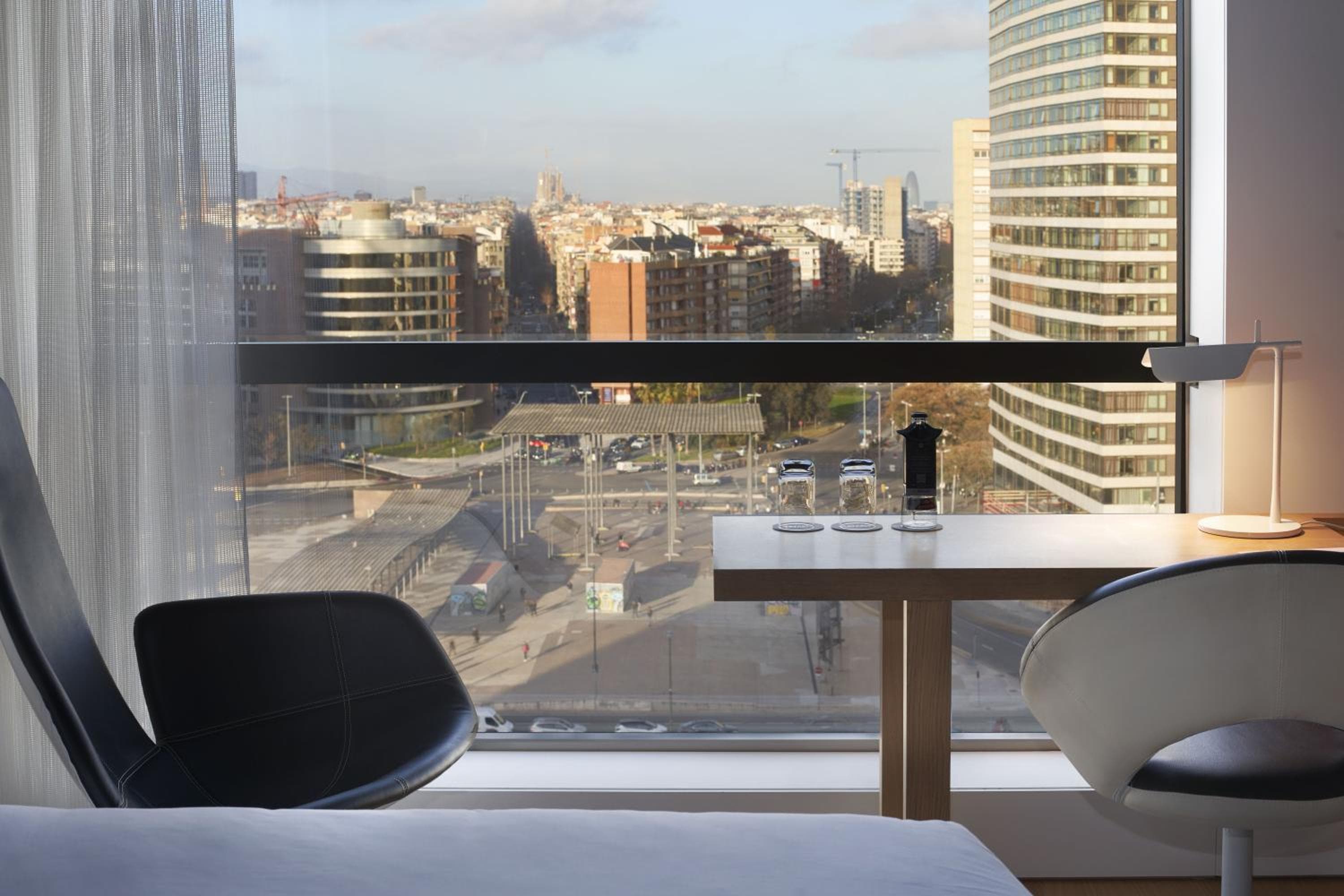 Barceló Sants — 7