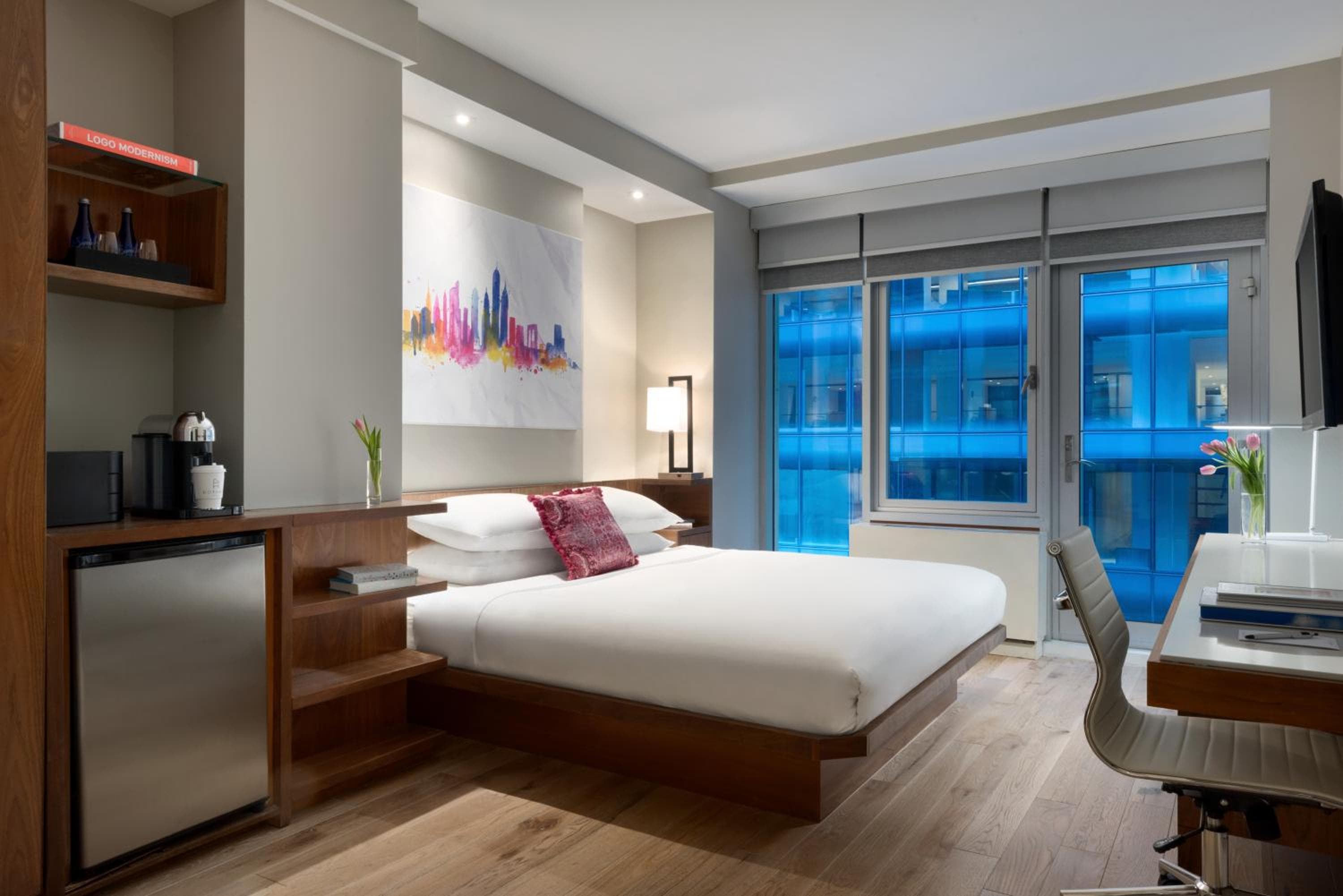 Das Gotham Hotel — 13