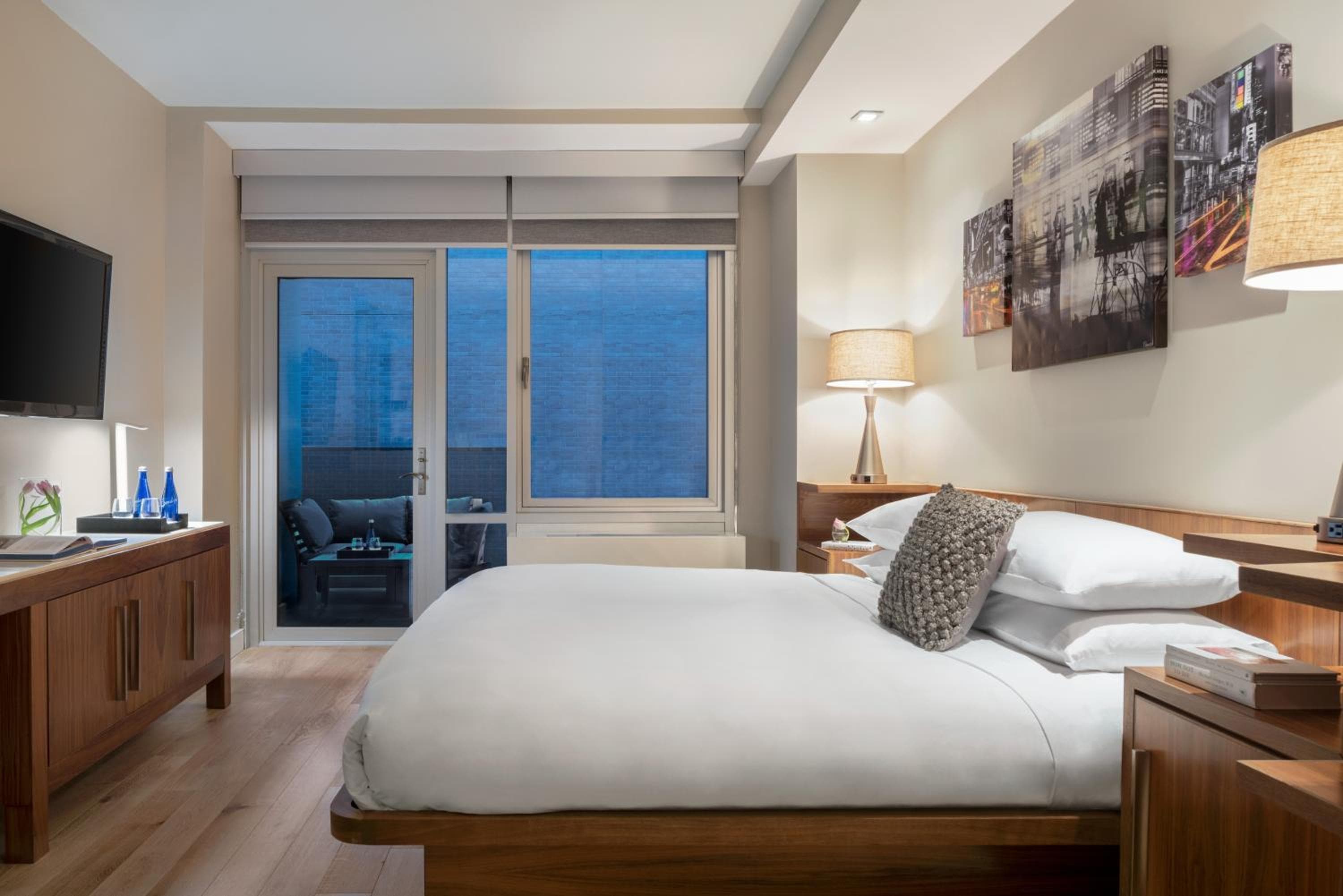 Das Gotham Hotel — 17