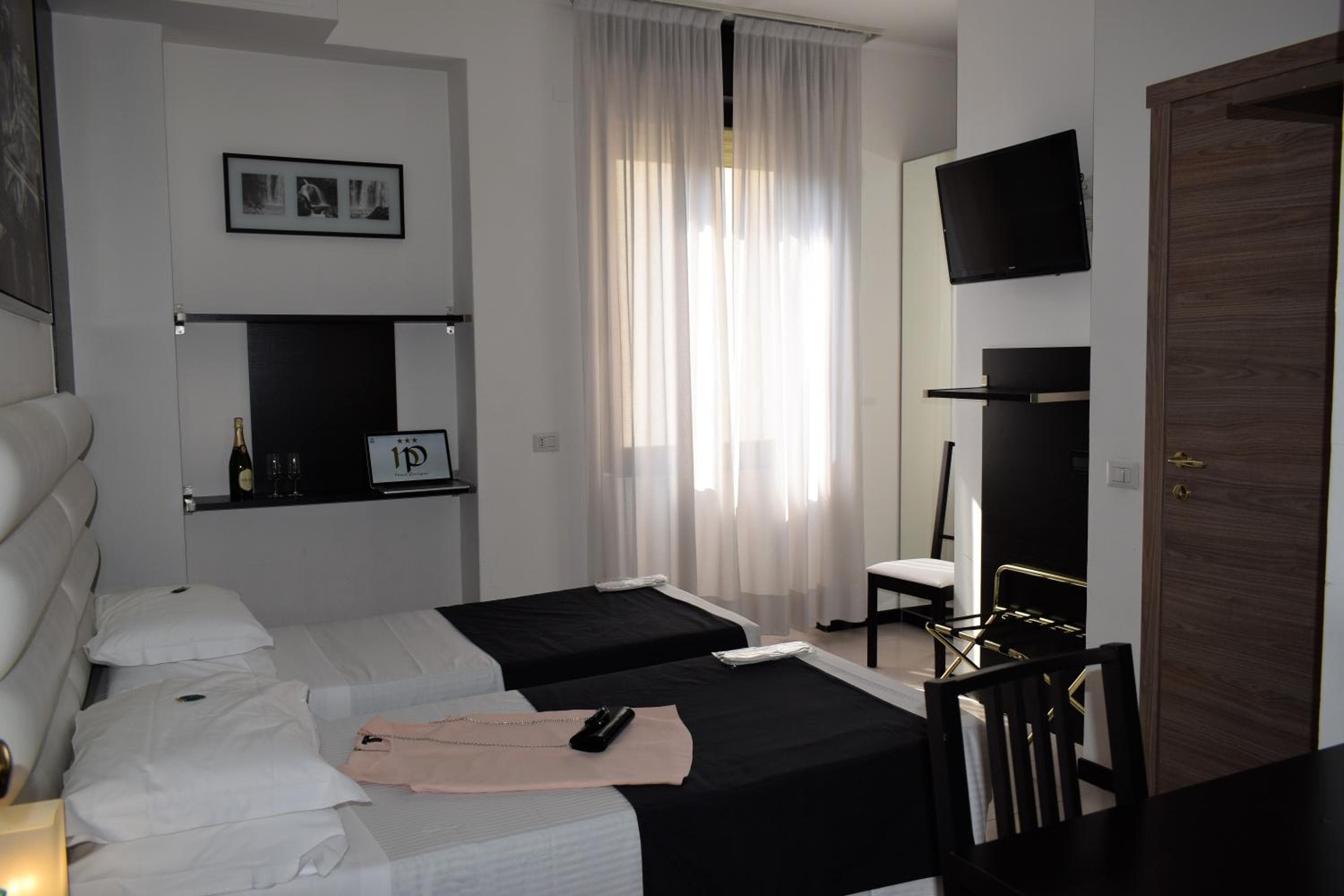 Hotel Perugino — 25