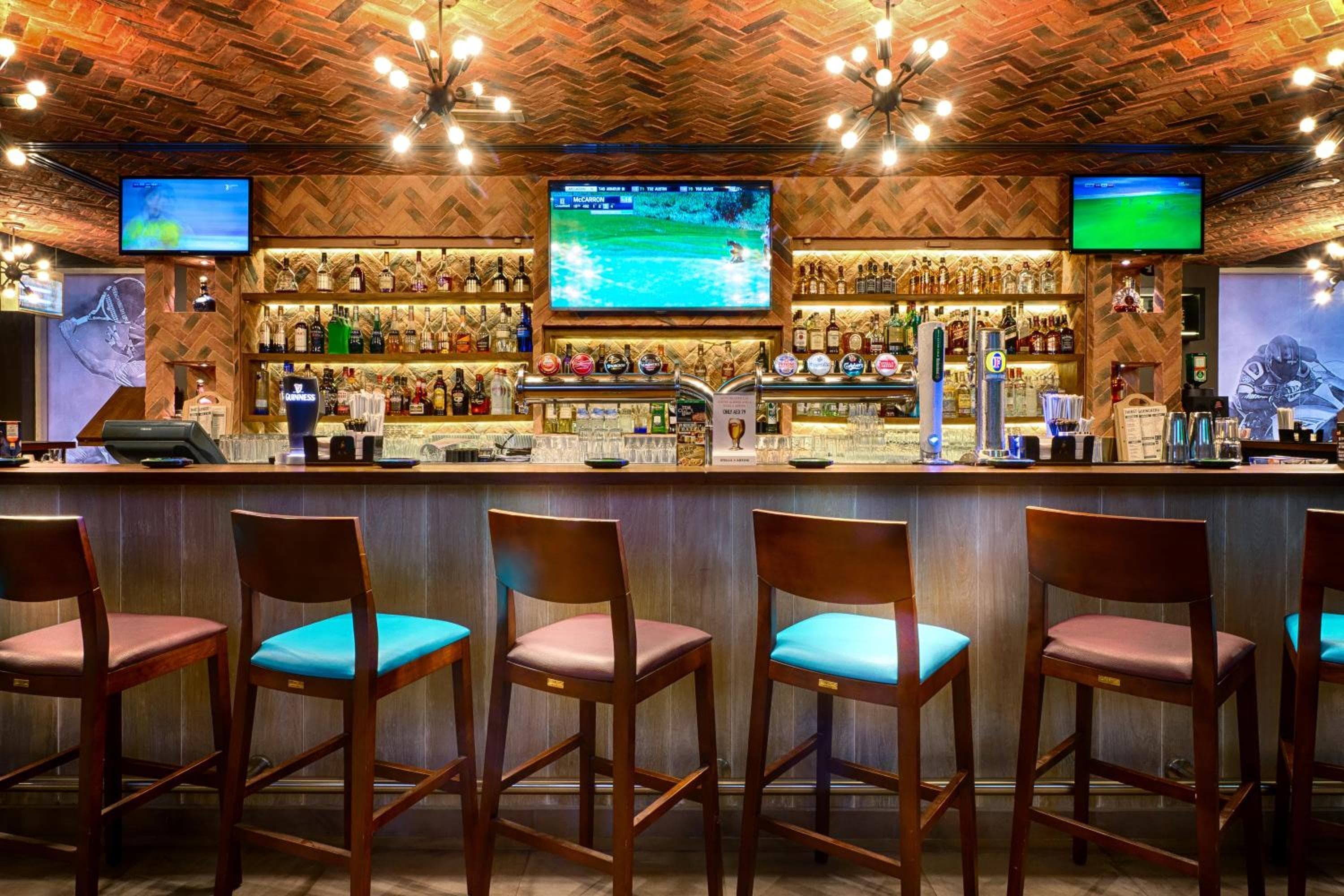 Citymax Hotel Bur Dubai — 7