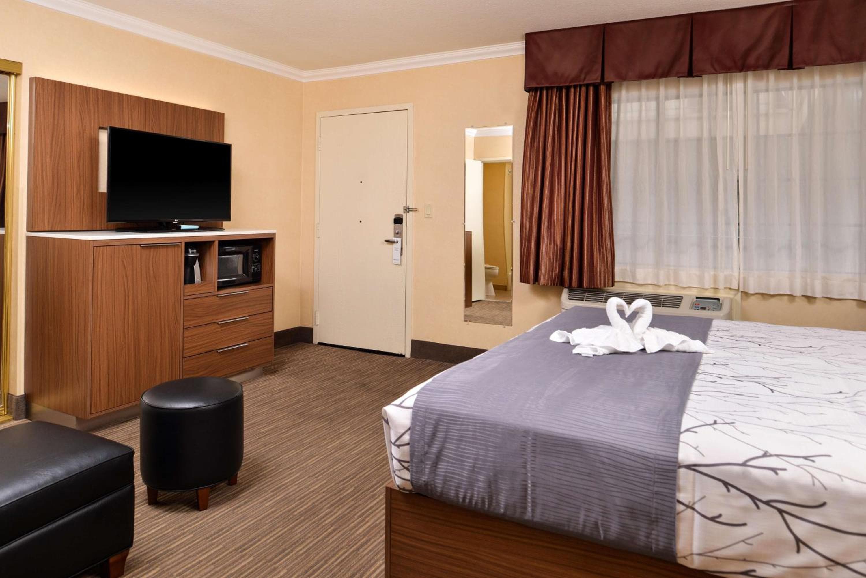 Best Western Hollywood Plaza Hotel - Walk of Fame Film City LA — 21