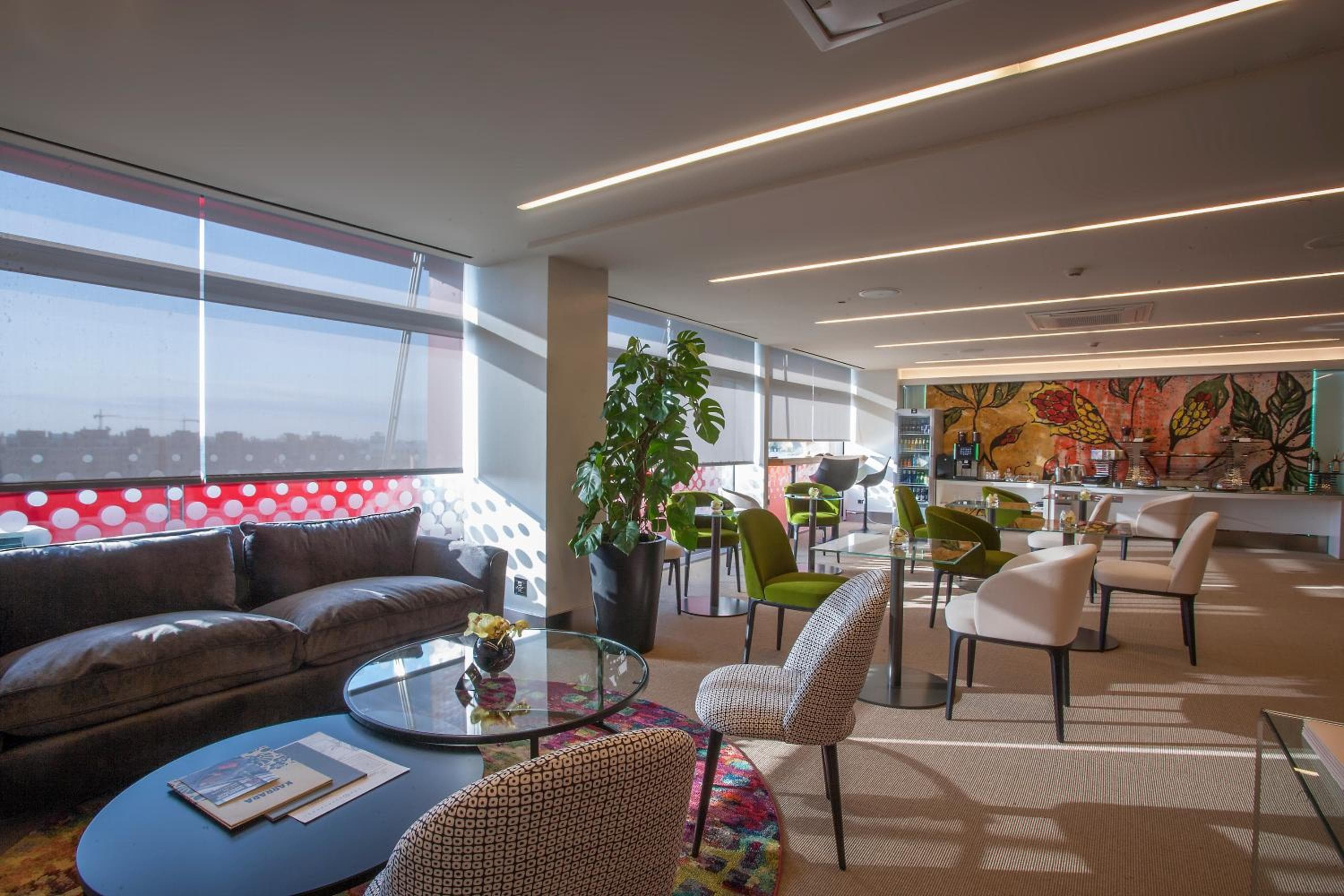 Hotel Puerta America — 22