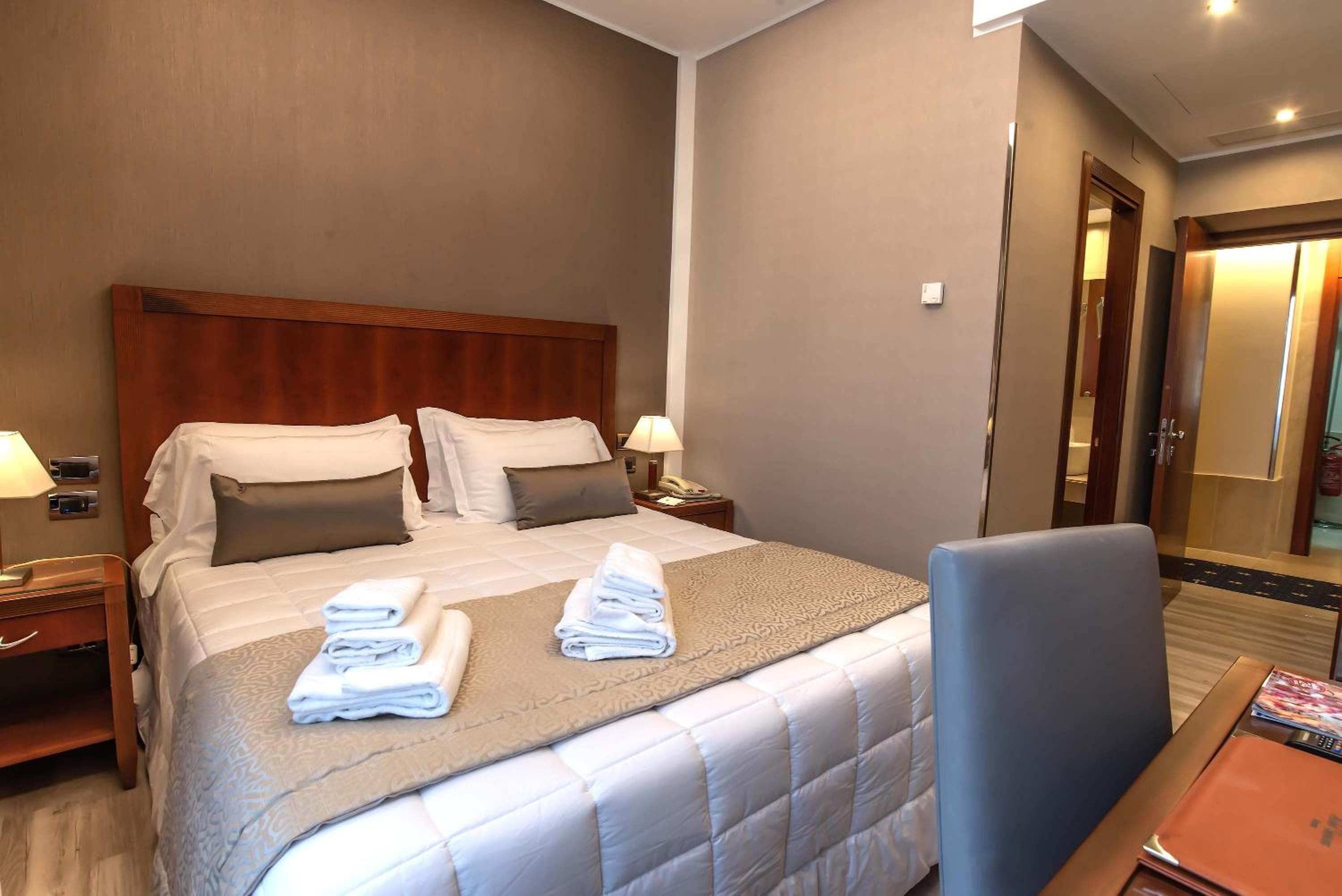 Hotel Genova — 27