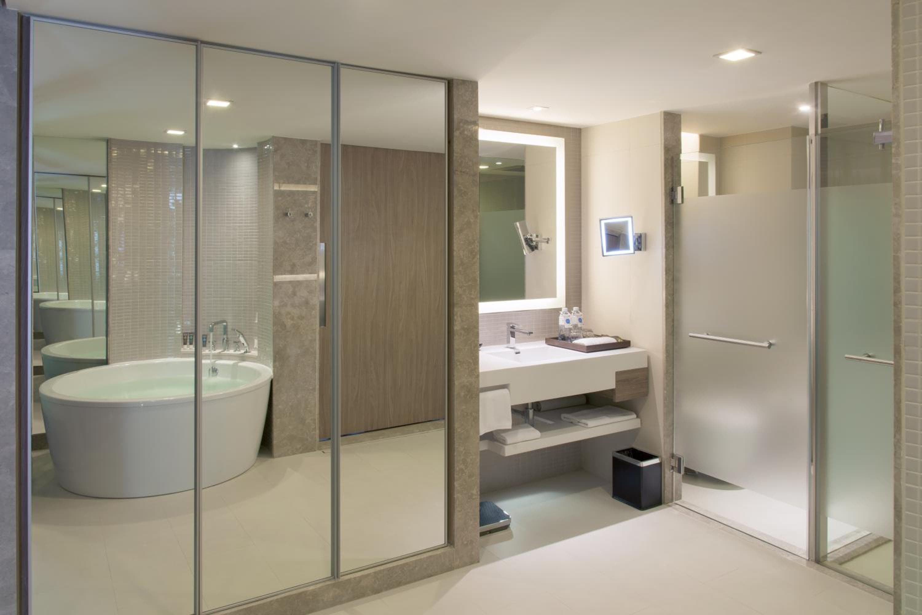 Novotel Bangkok Sukhumvit 20 — 4