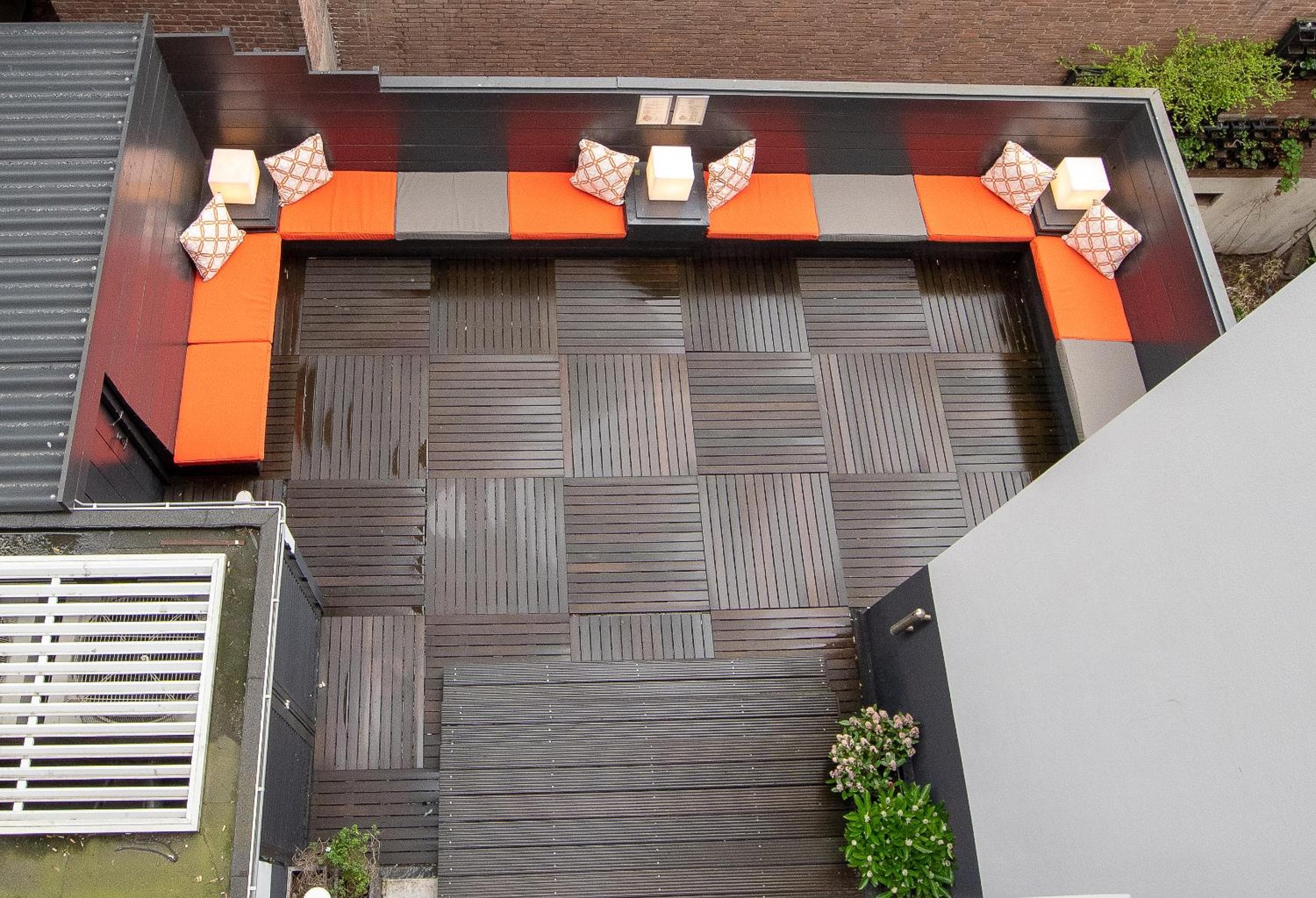 Hotel Cornelisz — 27