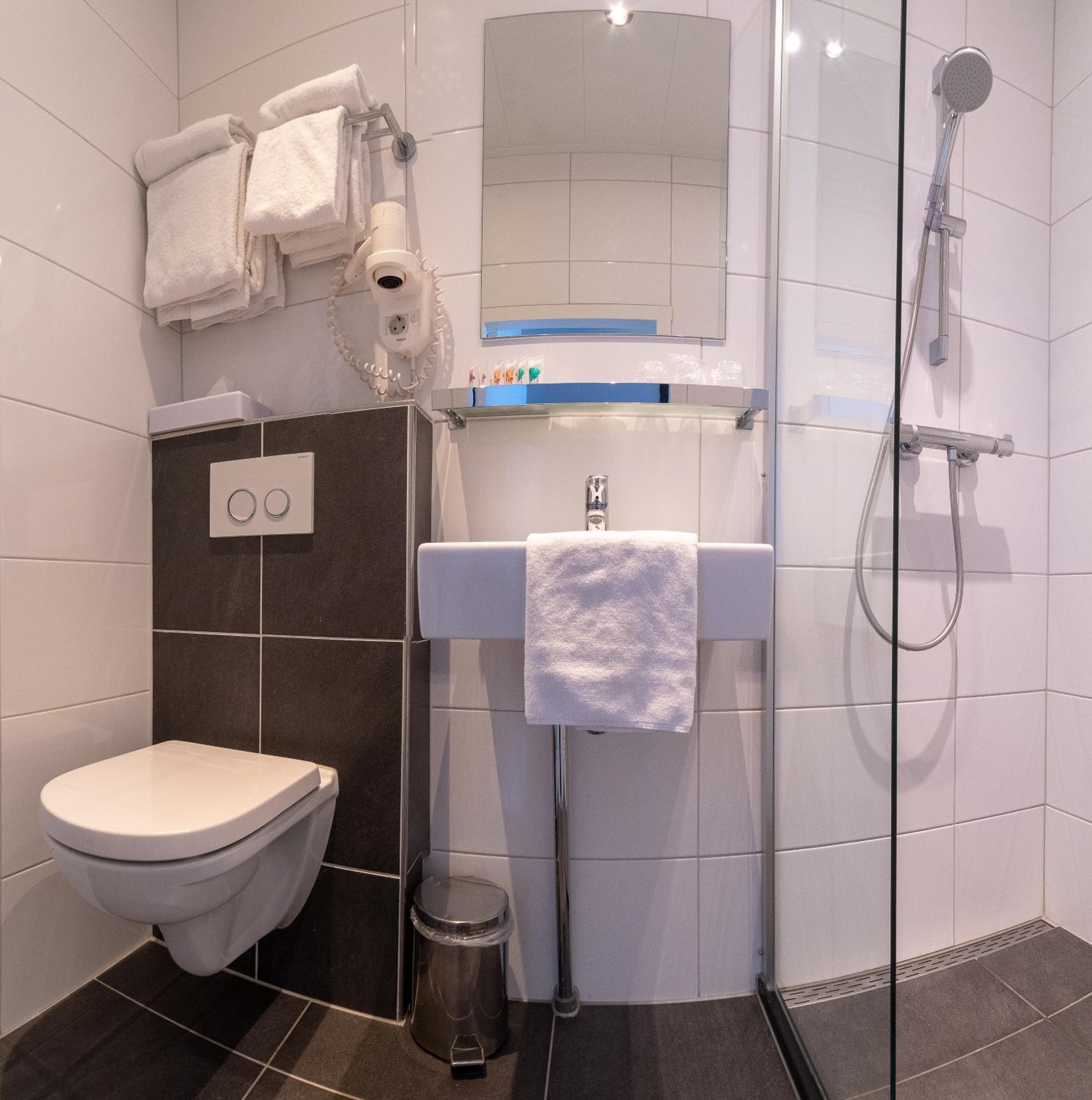 Hotel Cornelisz — 14