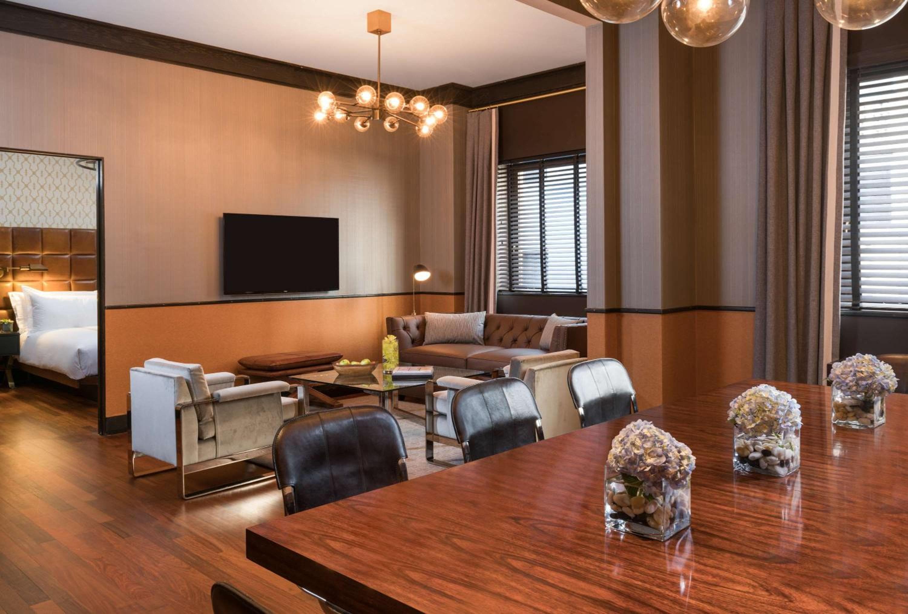 Gild Hall, A Thompson Hotel, by Hyatt — 13