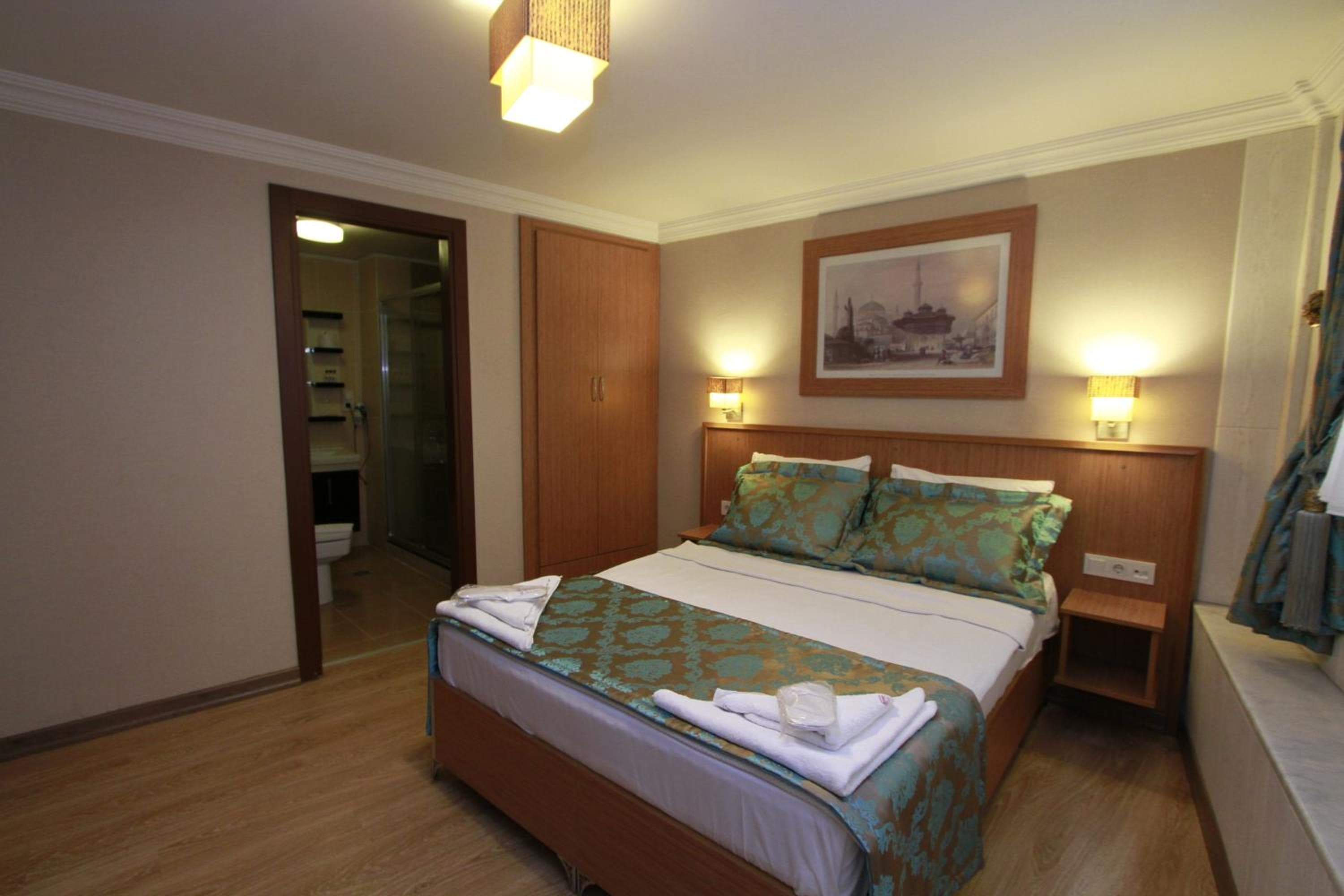 Agora Boutique Hotel & Bistro — 15