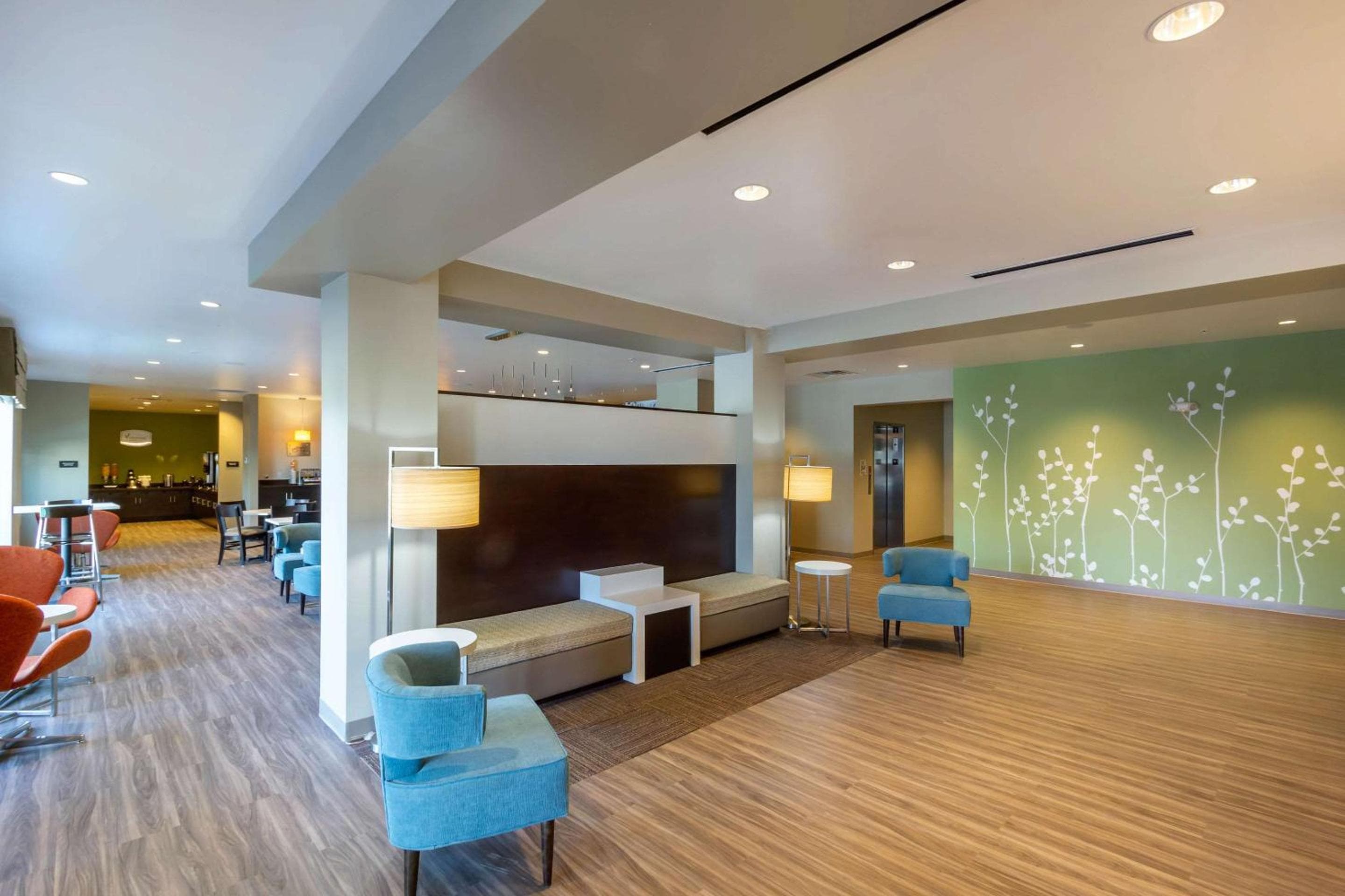 Sleep Inn & Suites Tampa South — 6