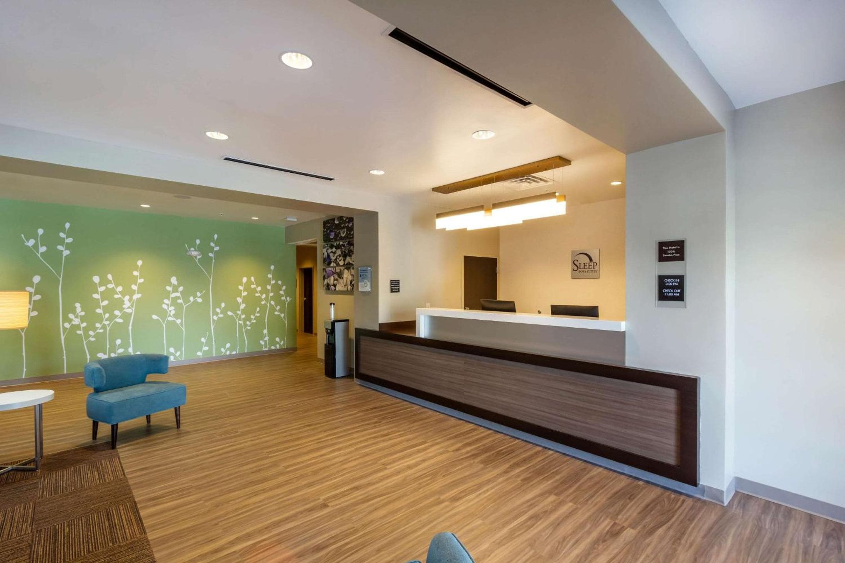 Sleep Inn & Suites Tampa South — 5