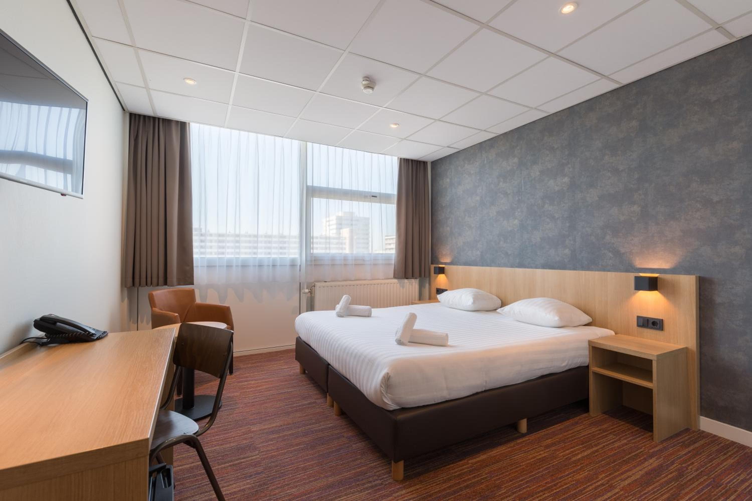 Best Western Amsterdam — 21