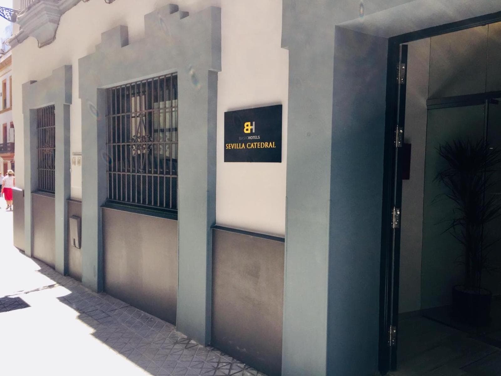 Basic Hotel Sevilla Catedral — 22