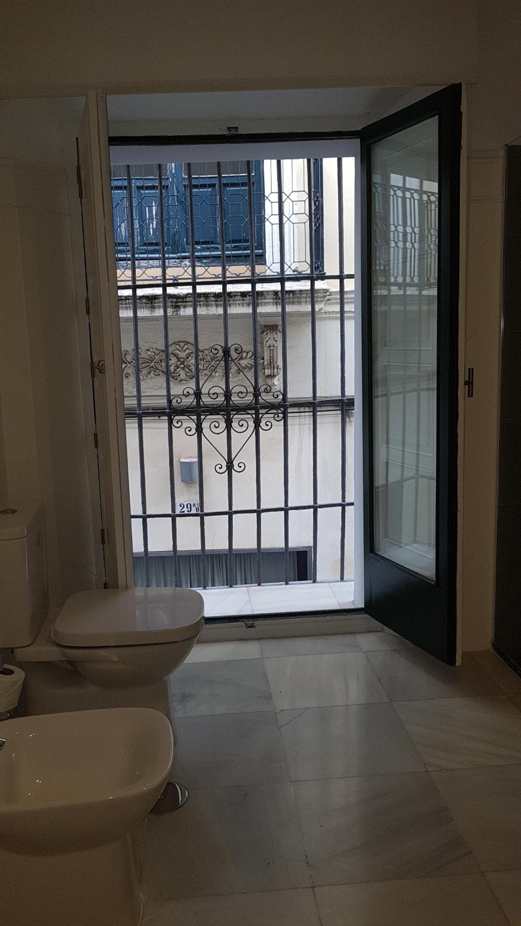 Basic Hotel Cattedrale di Siviglia — 15
