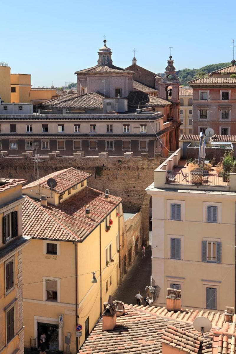 Trianon Borgo Pio Aparthotel — 24