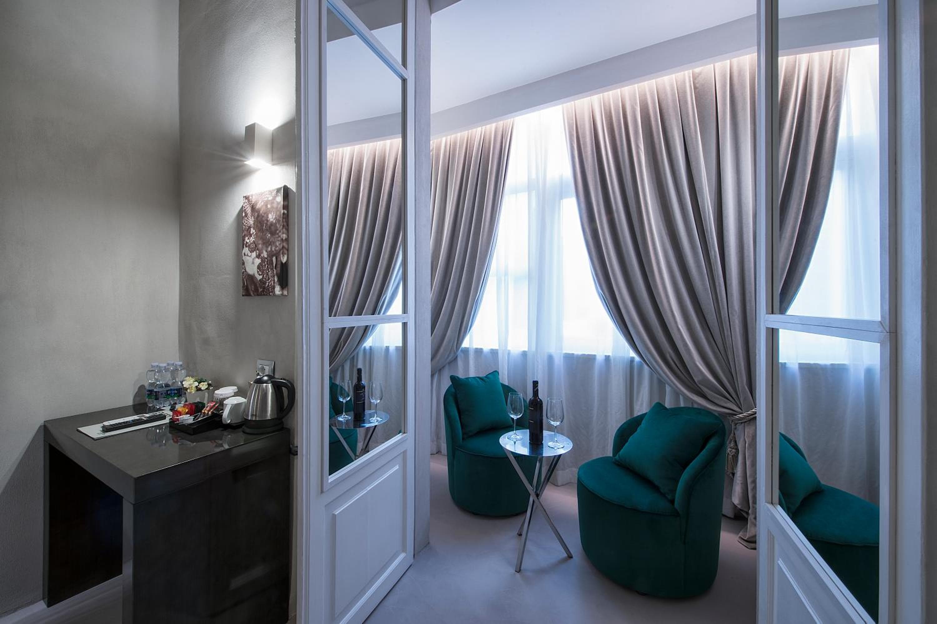 Terrace Pantheon Relais — 14