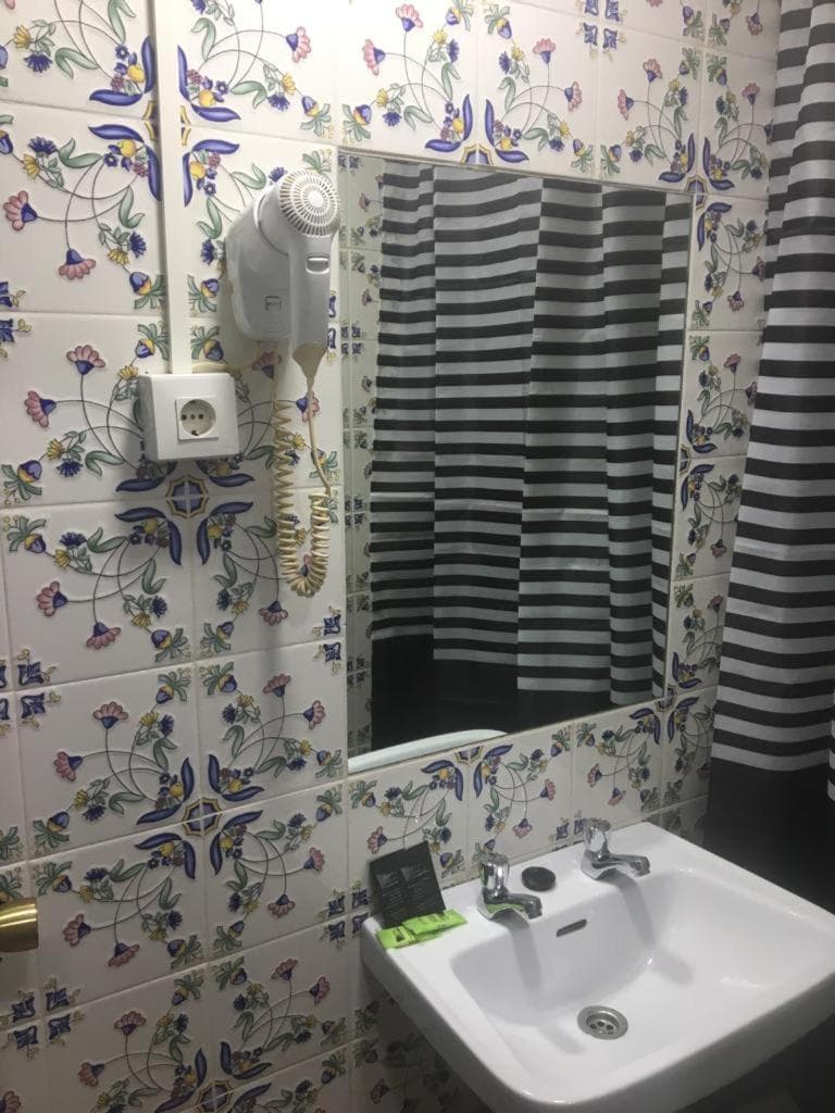 Hostel Alcobia — 11